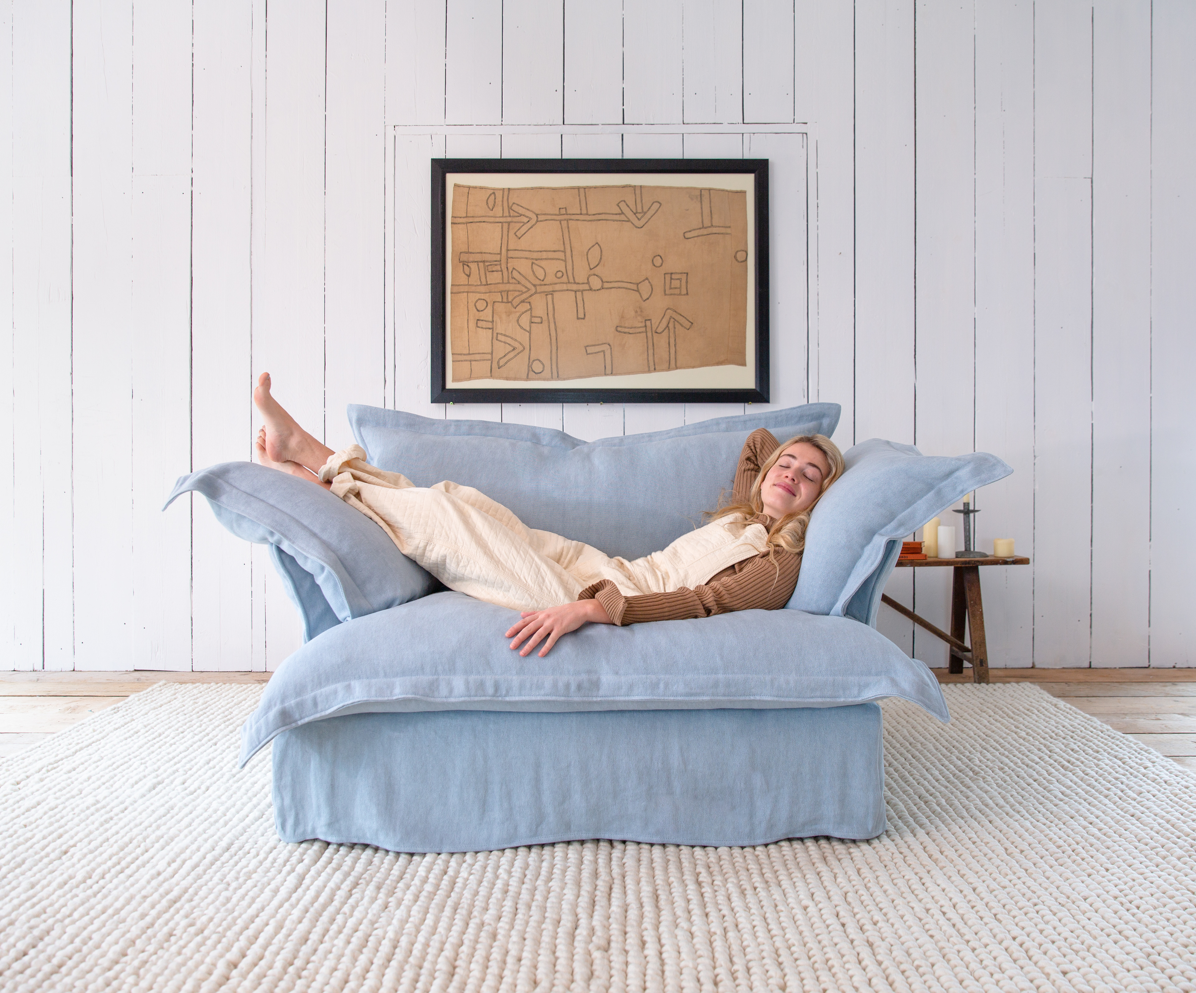 Aquamarine 100% Linen - Song Pillow Edge Love Seat