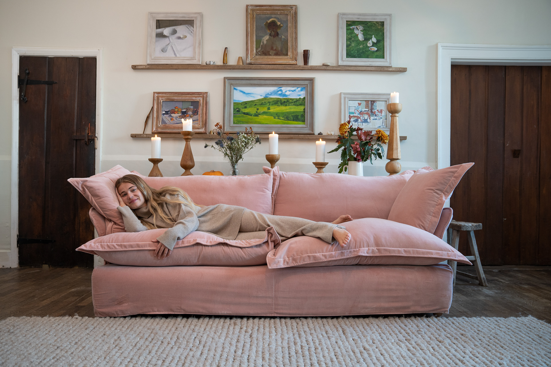 Pink Peppercorn Velvet - Song Pillow Edge Sofa