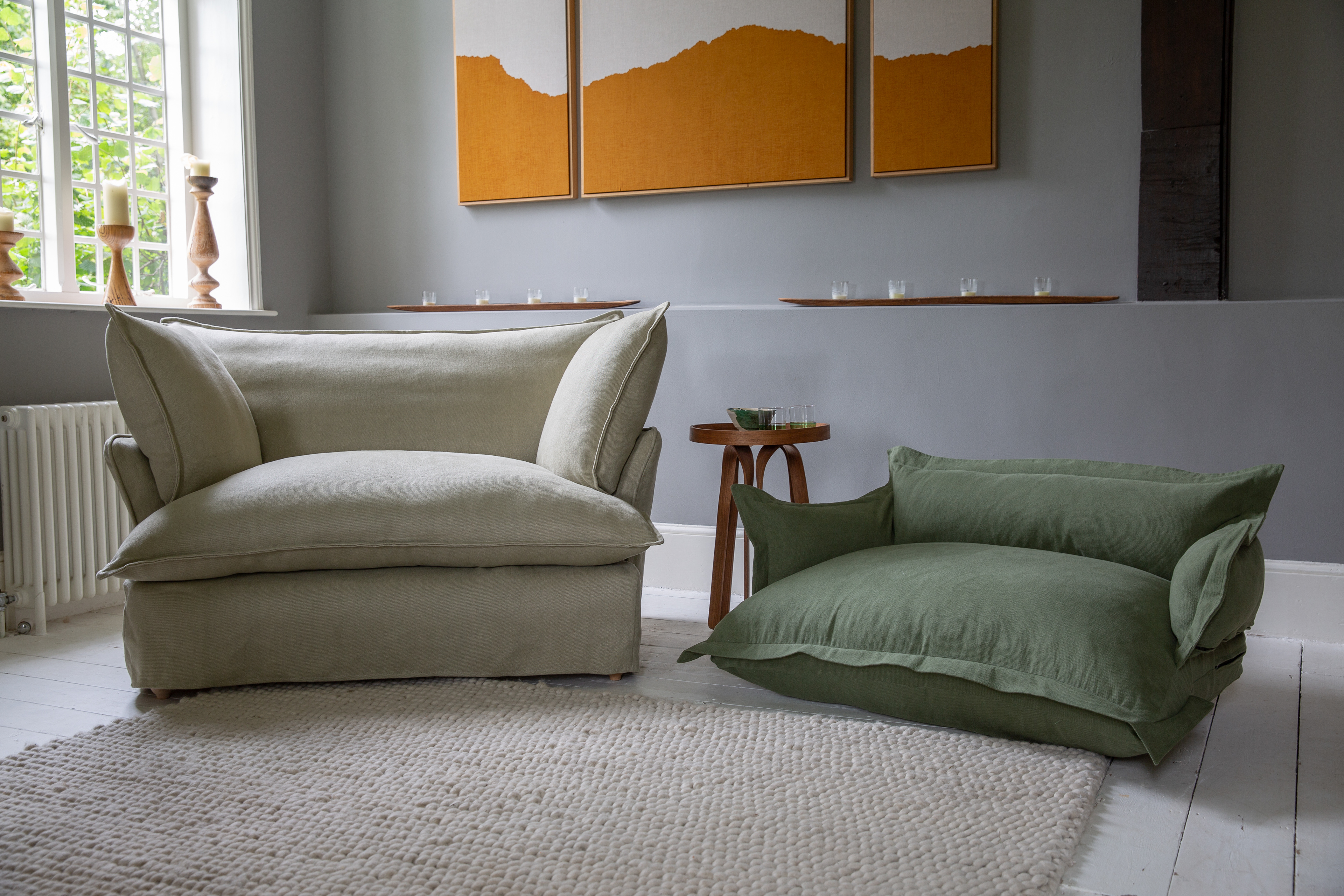 Meadow Green Brushed Cotton - Song Pillow Edge Large Dog Bed (Coming to US & Aus in 2022)