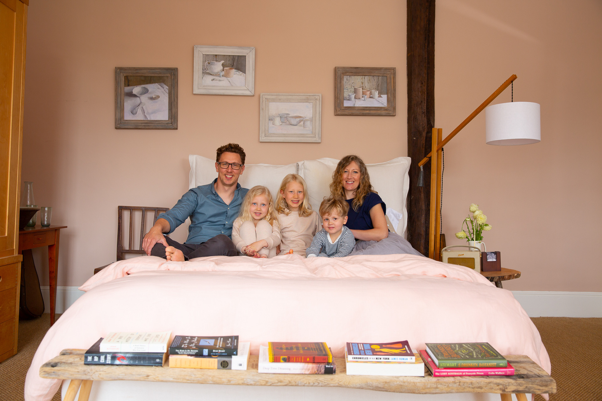 Moonstone 100% Linen - Song Pillow Edge King Bed