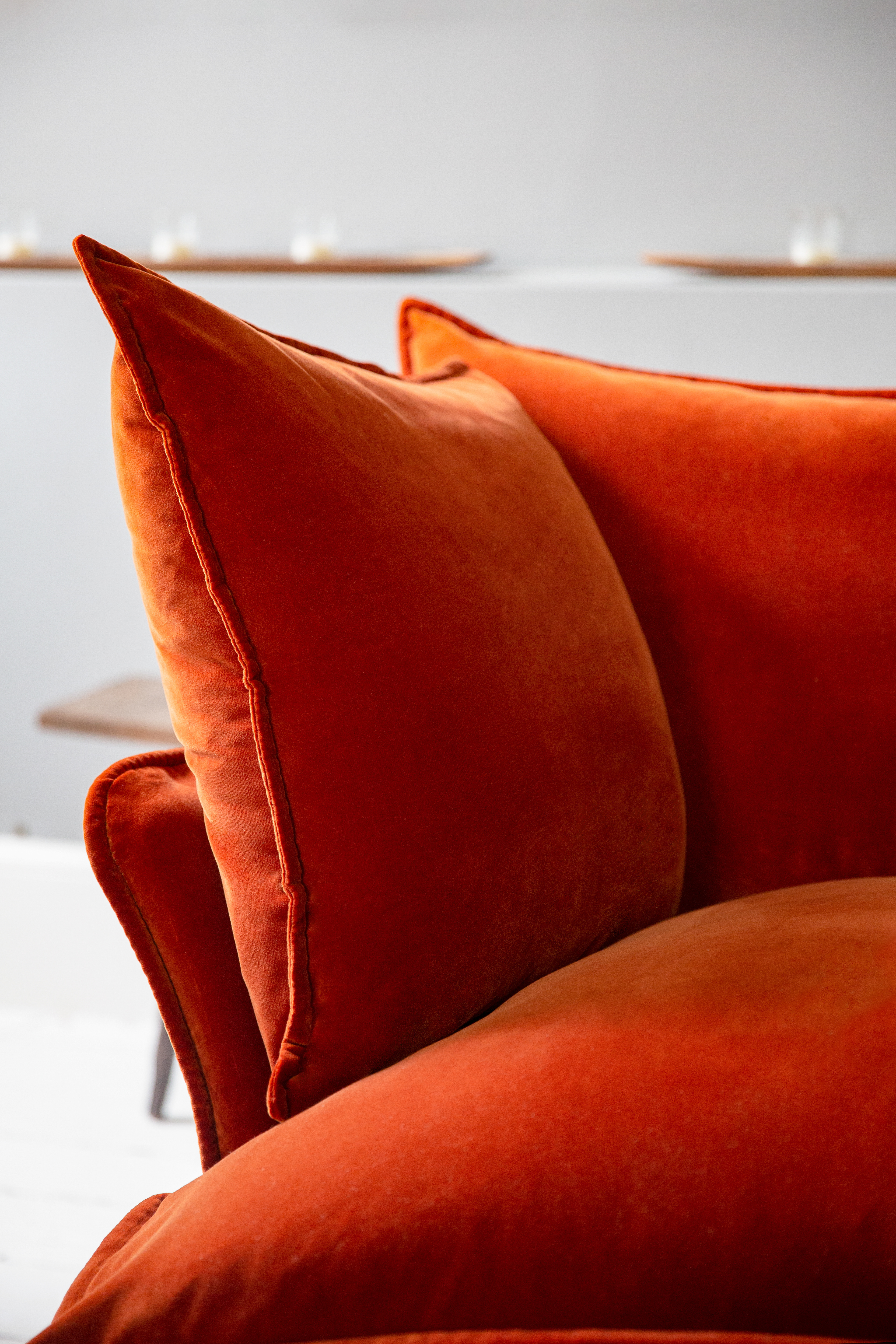 Paprika Velvet - Song Short Pillow Edge Love Seat