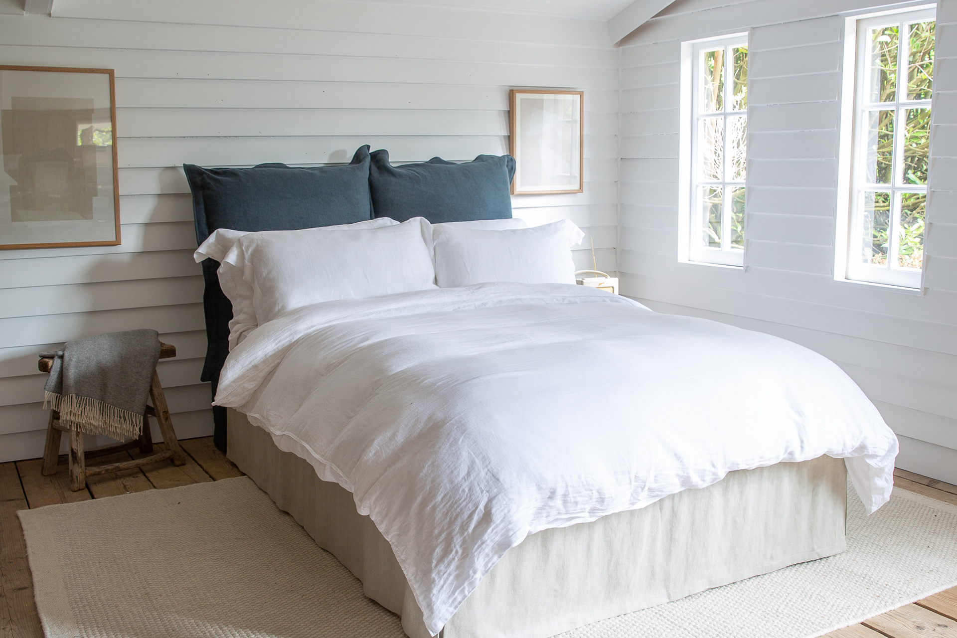 Hawk's Eye 100% Linen - Song Pillow Edge Headboard