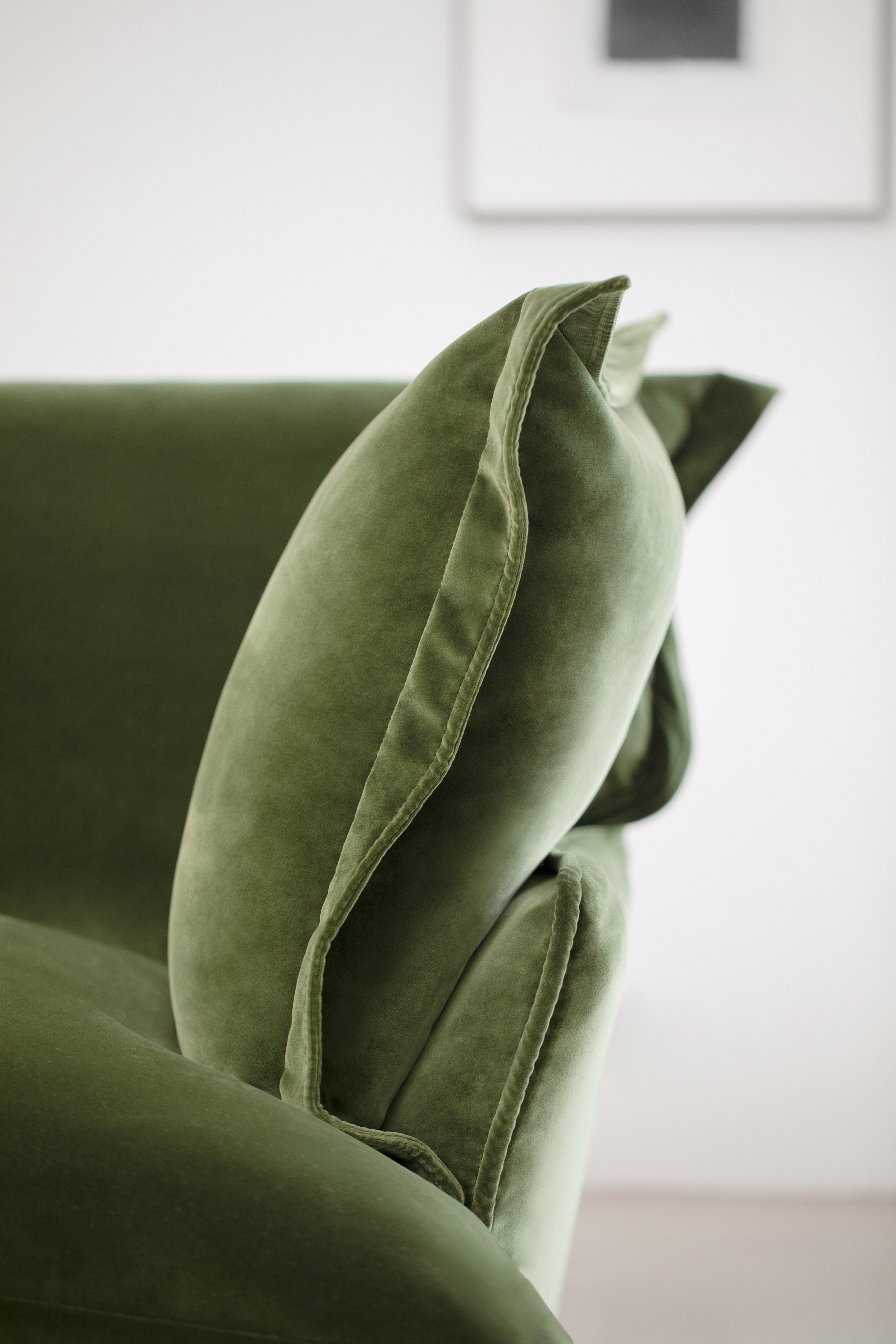 Tarragon Velvet - Song Pillow Edge Sofa