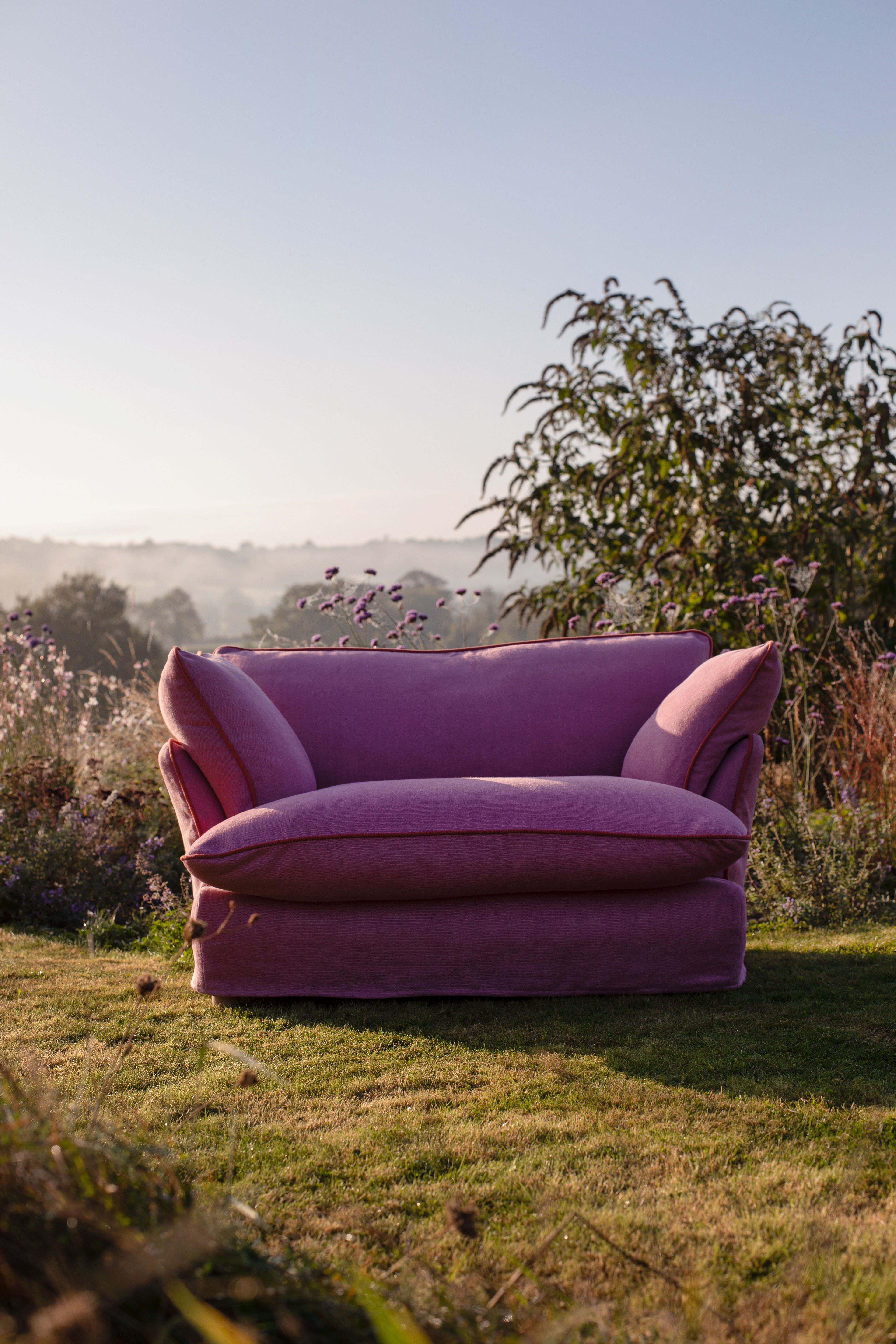 Rose Quartz/Garnet 100% Linen - Marnie Contrast Piped Love Seat