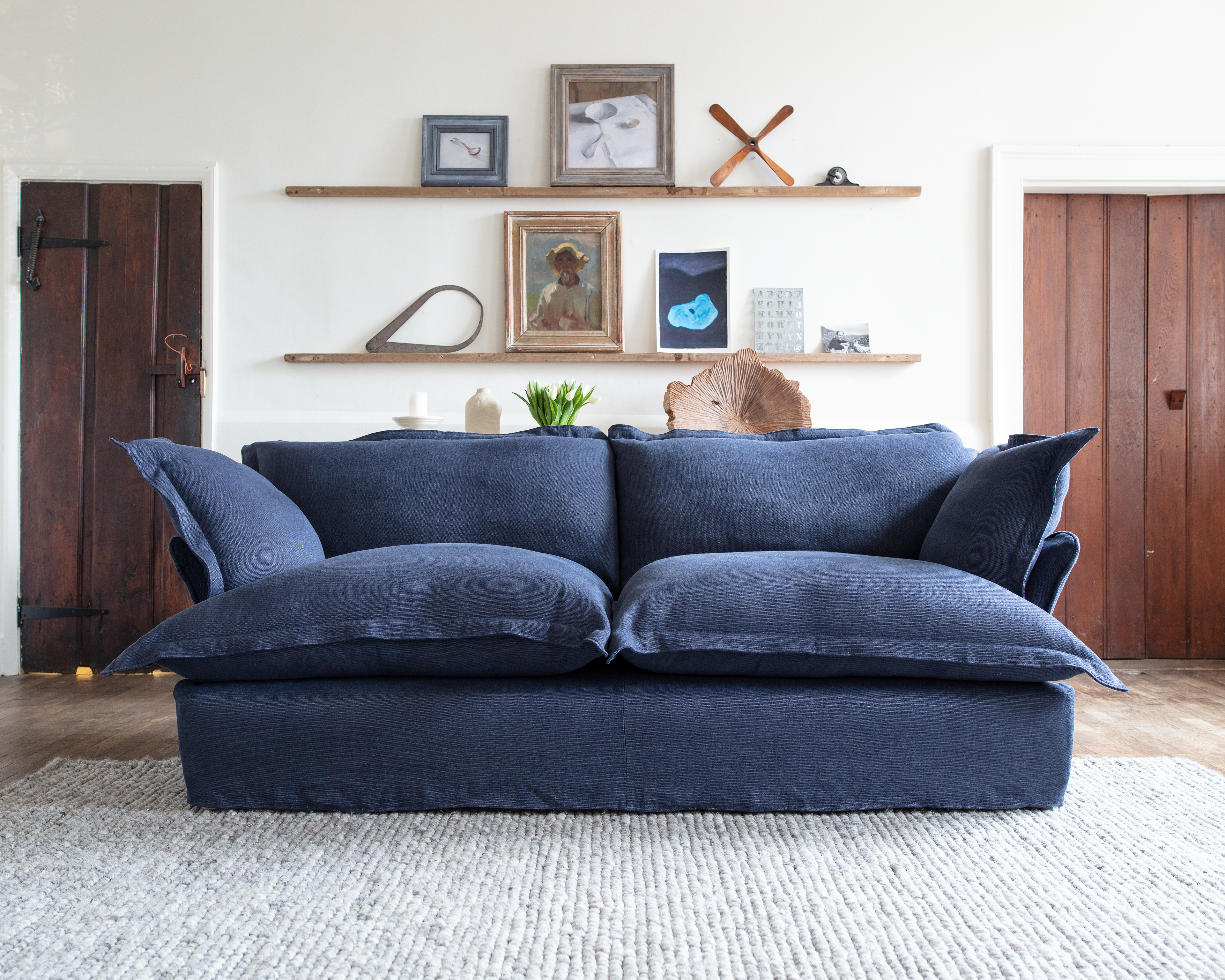Obsidian 100% Linen - Song Pillow Edge Sofa