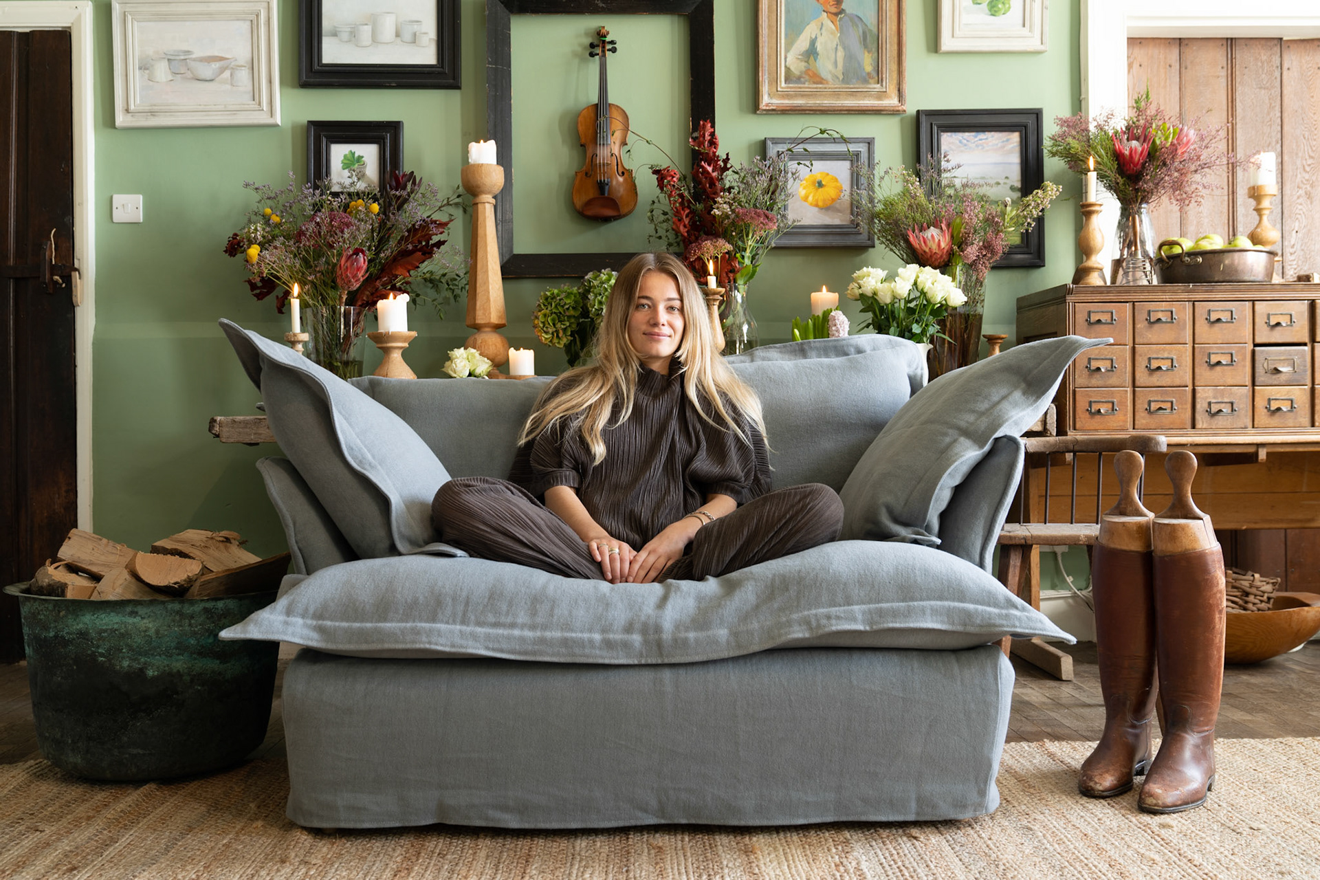 Granite 100% Linen - Song Pillow Edge Love Seat
