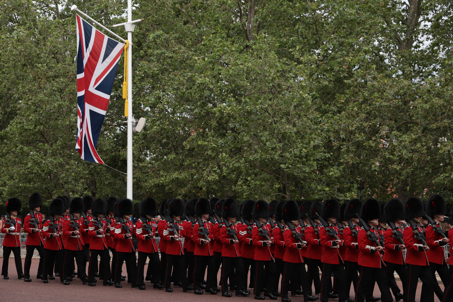 London, Britain. 17th June, 2023. A Royal Parade heads towards the Horse Guards ahead of the Trooping the Colour ceremony. Marta Montana Gomez/Alamy Live News