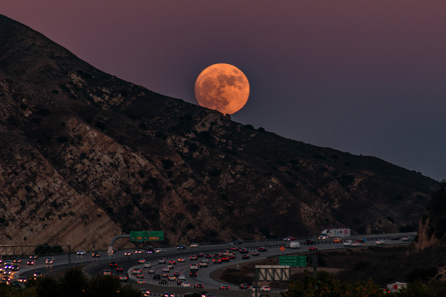Supermoon on the Rise