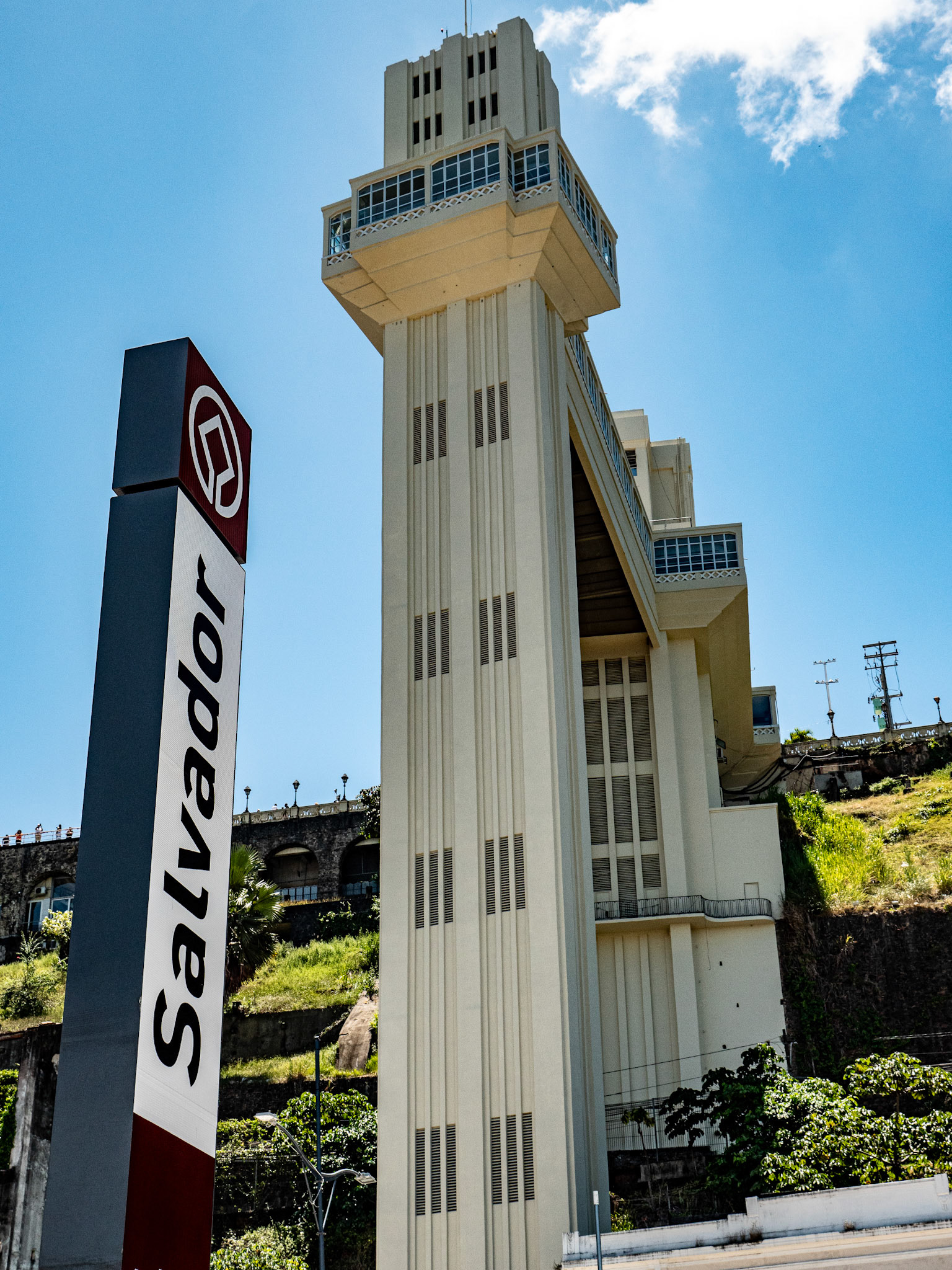 03.02.2025 Salvador de Bahia, Brazil. The beautifully restored and emblematic, art deco Elevador Lacerda connects the Cidade Alta with Comércio via four elevators traveling 72m in 30 seconds.