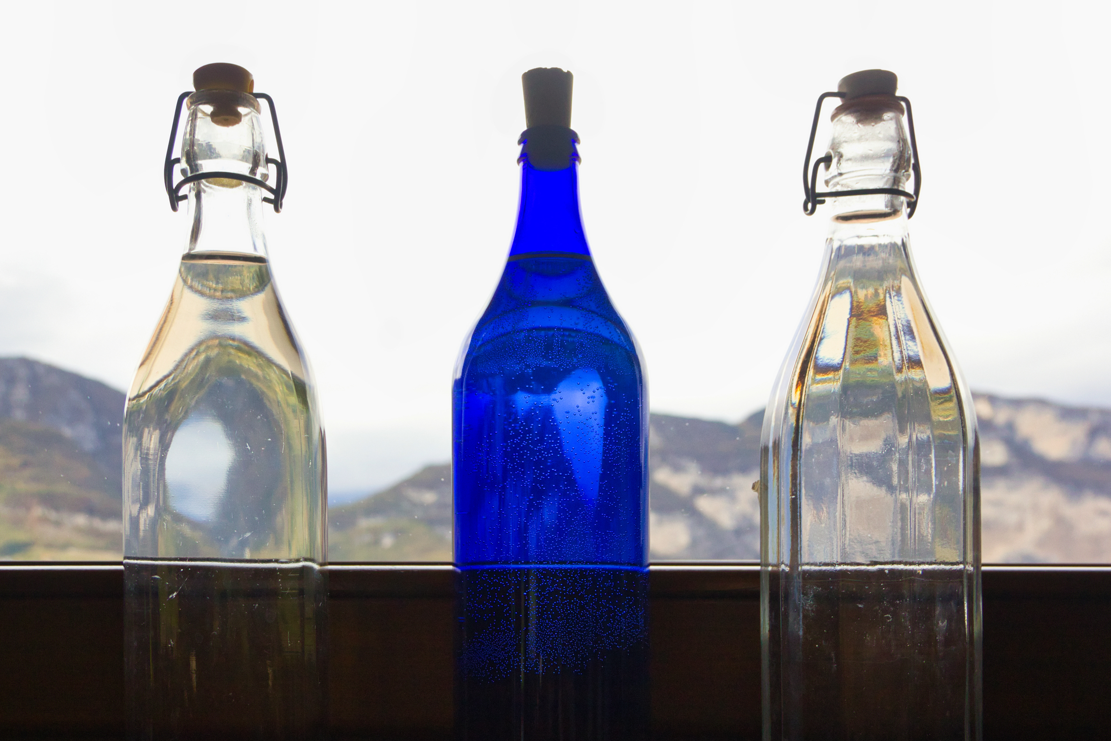 Tre bottiglie-Three bottles