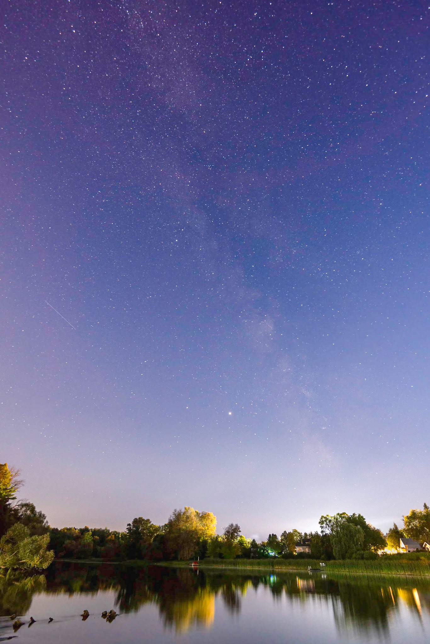 The Milky Way started to become visible as it slowly became darker.