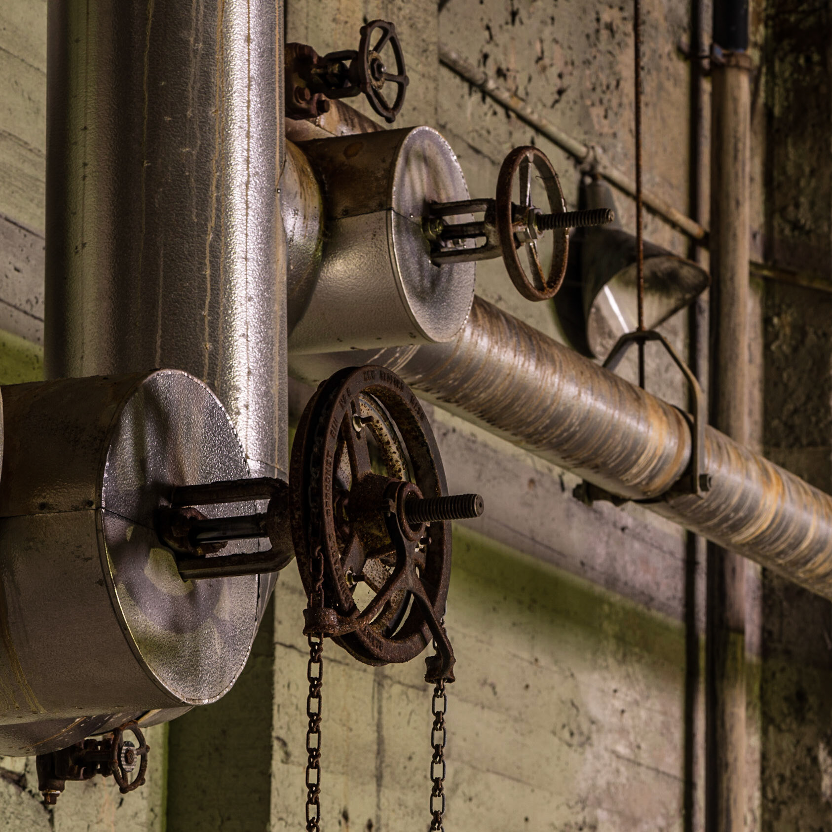 I found the arrangement of oval shapes and cylinders made for an attractive composition