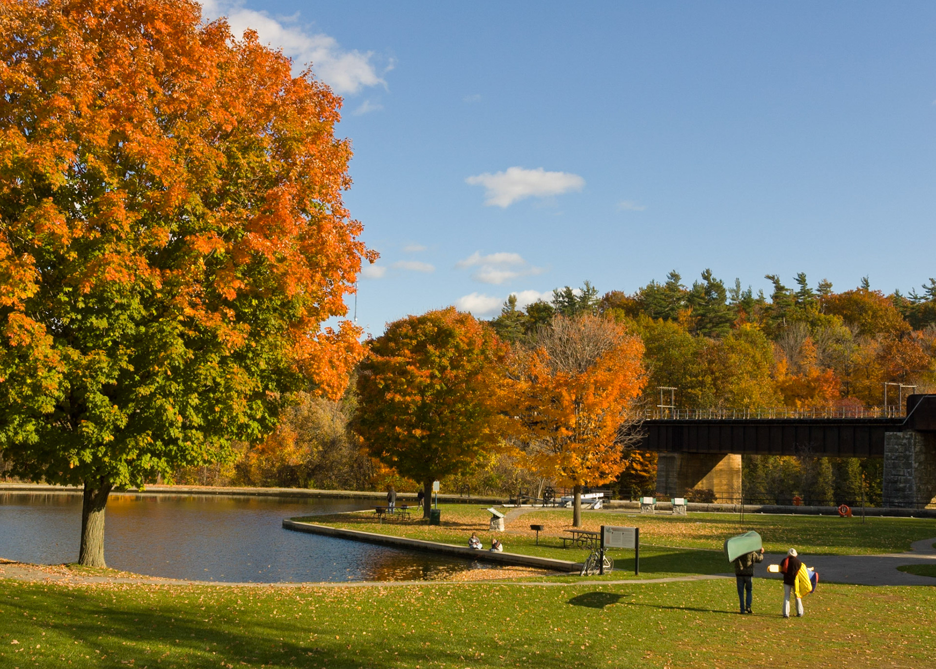 Kingston Mills, Ontario; RA Photo Club Iron Butt Outing; October 2008