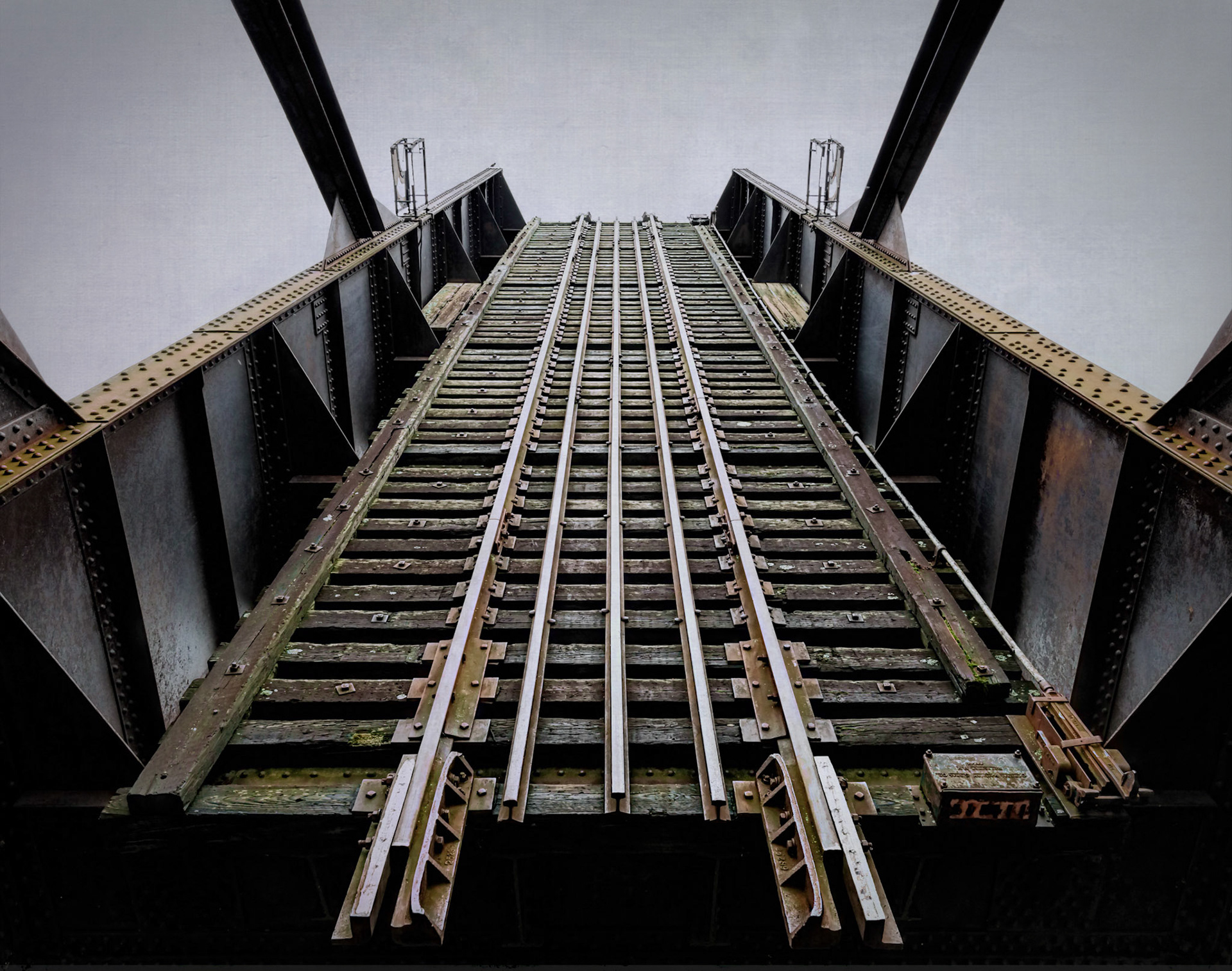 This was shot on the oldest Scherzer Rolling Lift bascule bridge in Canada, located in Smith's Falls Ontario