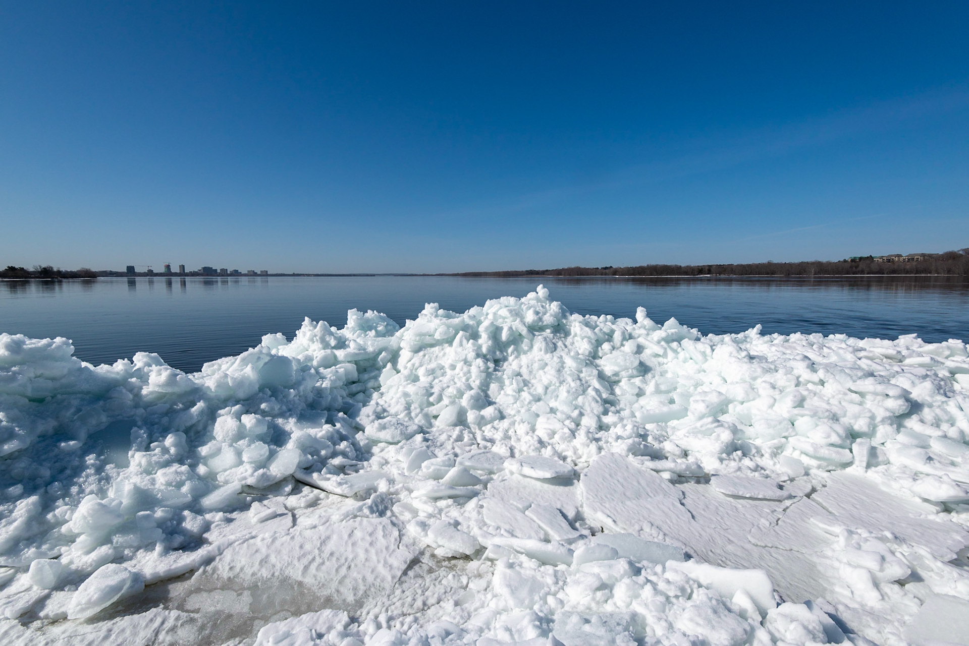 Mounds of snow and ice were the dominant feature on the Western side of Bate Island.