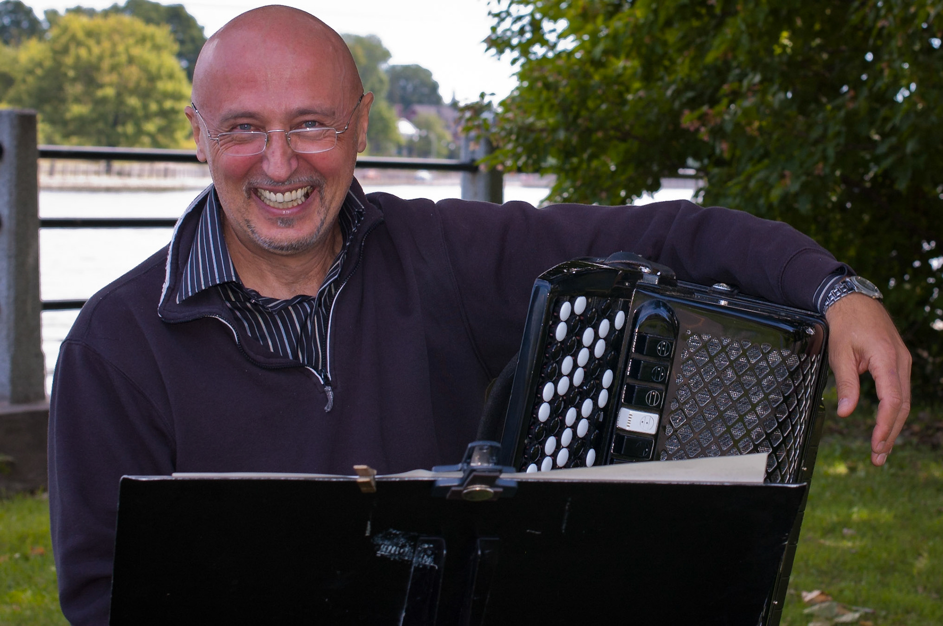 Joseph Petric, Duo Erosonic; Rideau Canal Eastern Parkway, Ottawa; Photographed for the Ottawa Chamber Music Festival; July 2010