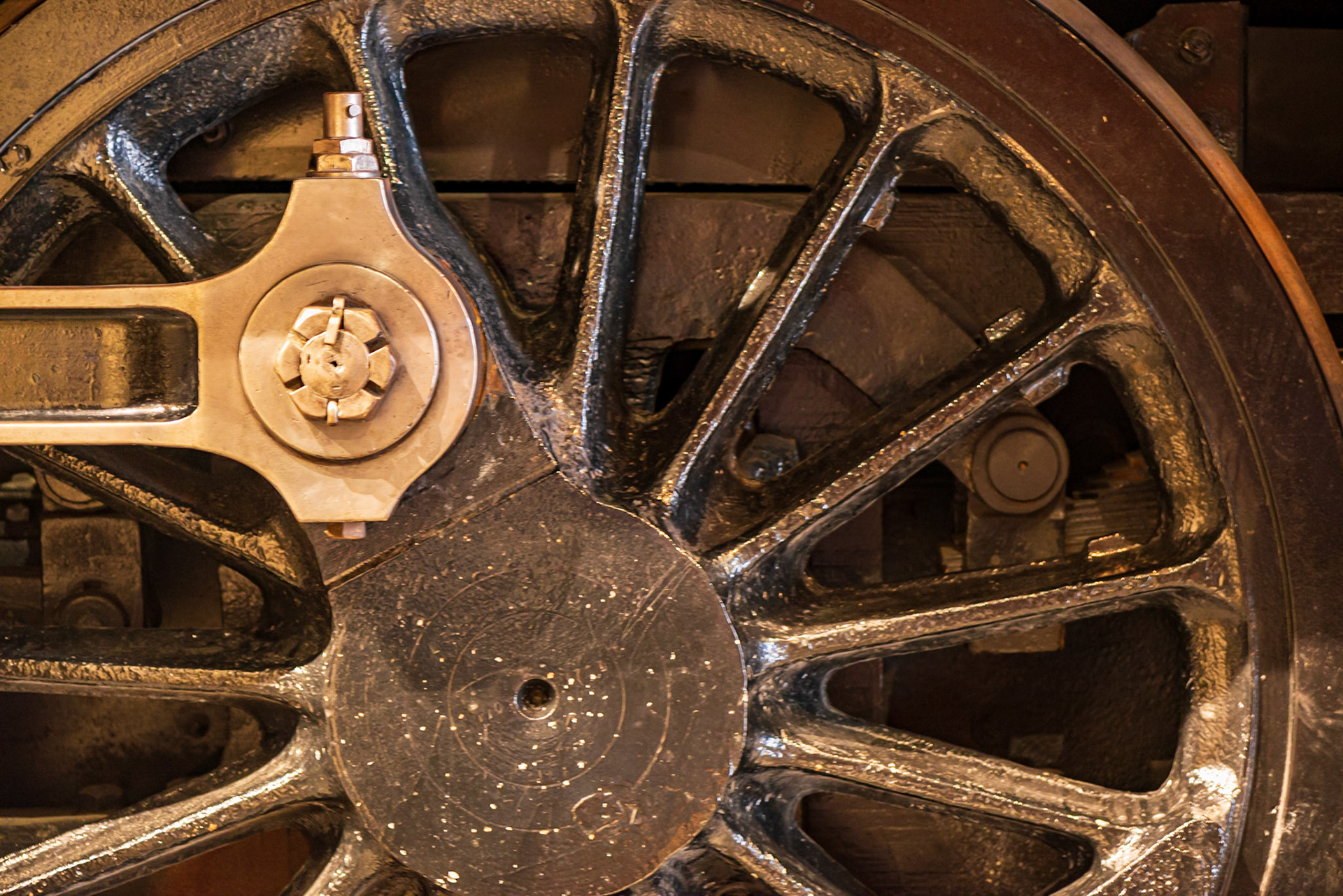 The wheels and pistons of locomotives offer many opportunities to explore the spatial arrangements of circles and lines in the photographic frame. I included only a small part of the piston in an effort to maintain visual balance in the composition.