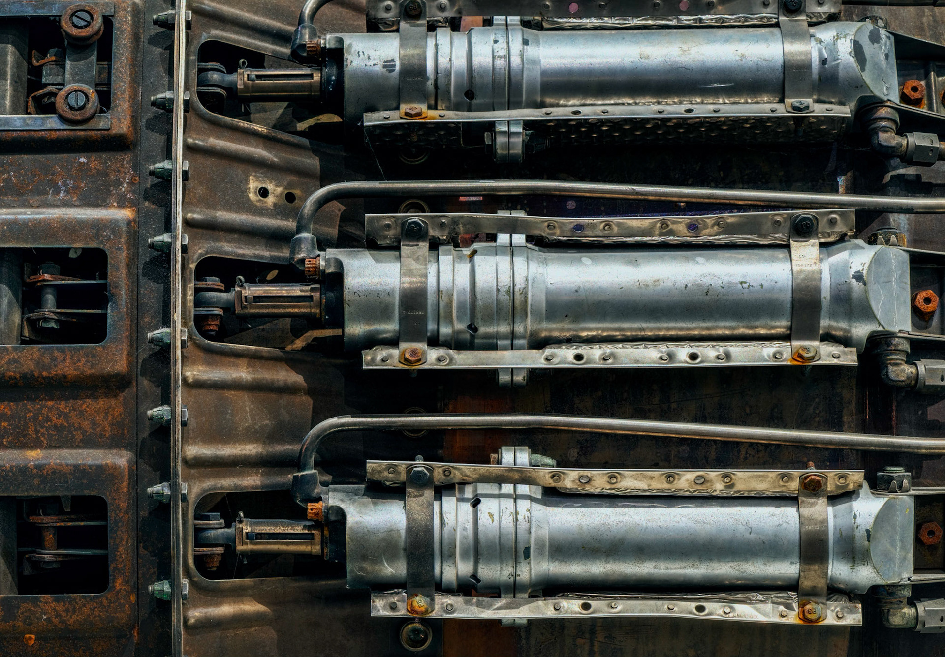 There are several engines on display at the museum. In this case, I found these horizontal cylinders of interest.