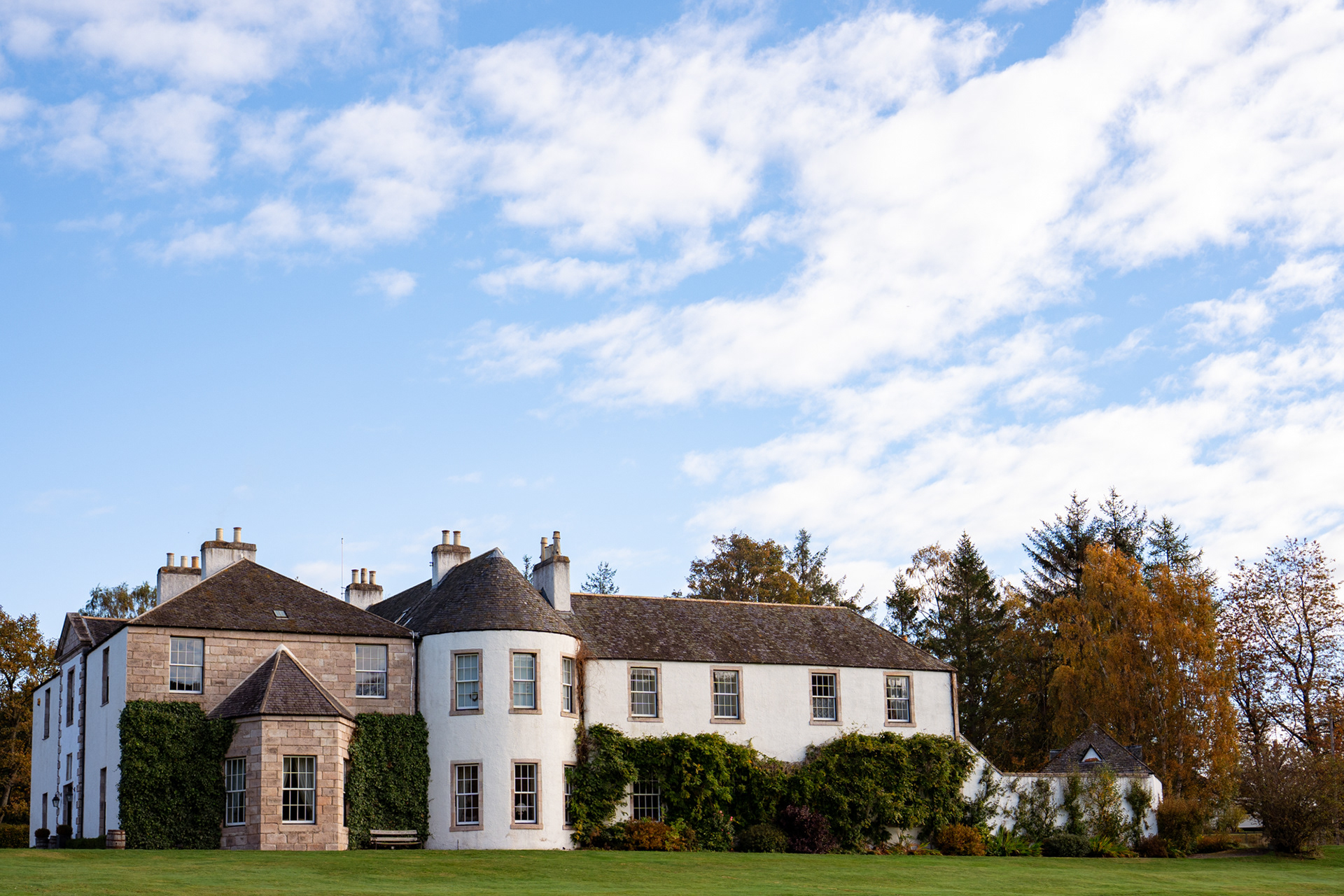 Logie Country House, exclusive use Aberdeenshire wedding venue