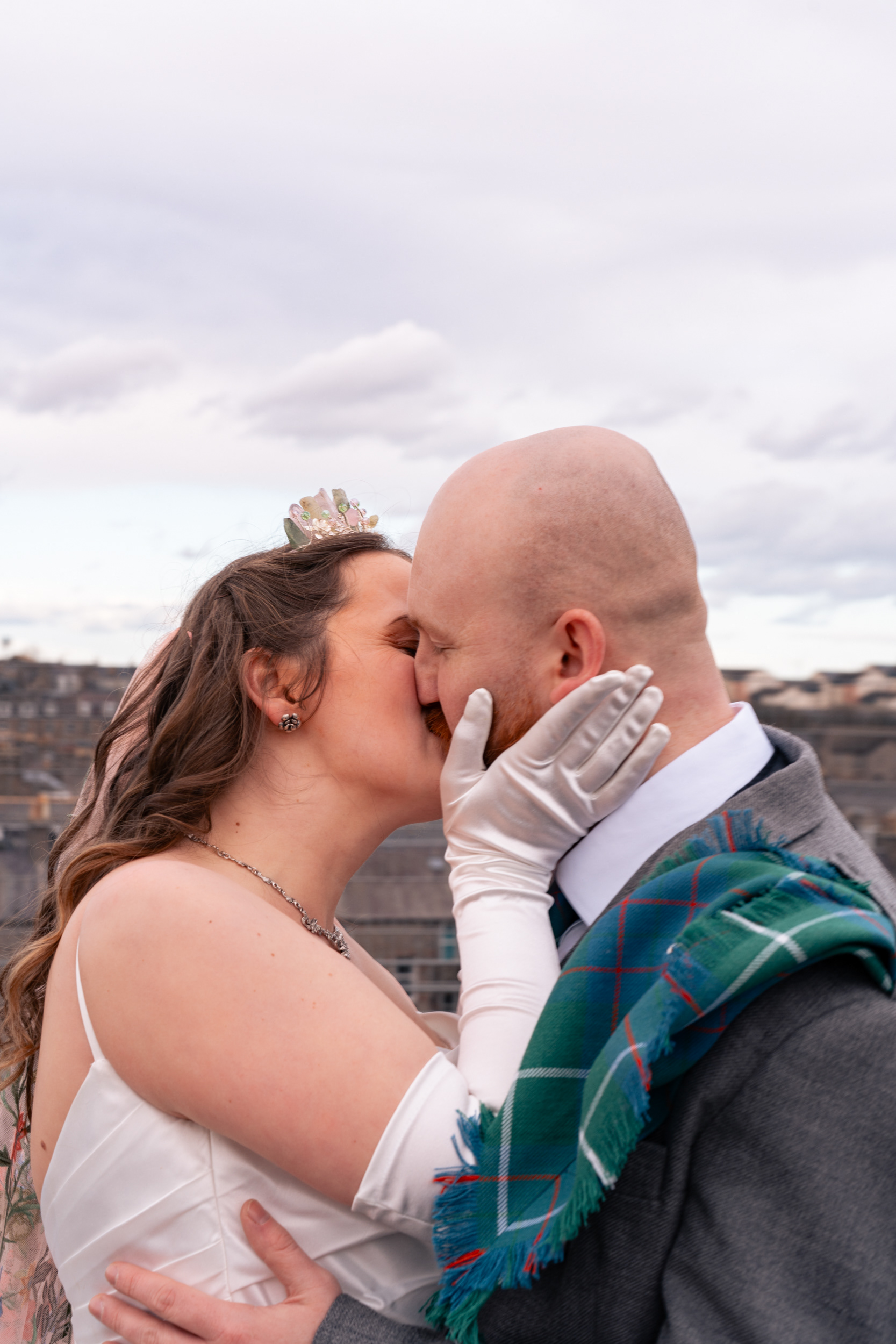 Alternative Aberdeen Wedding Photography: A kiss.