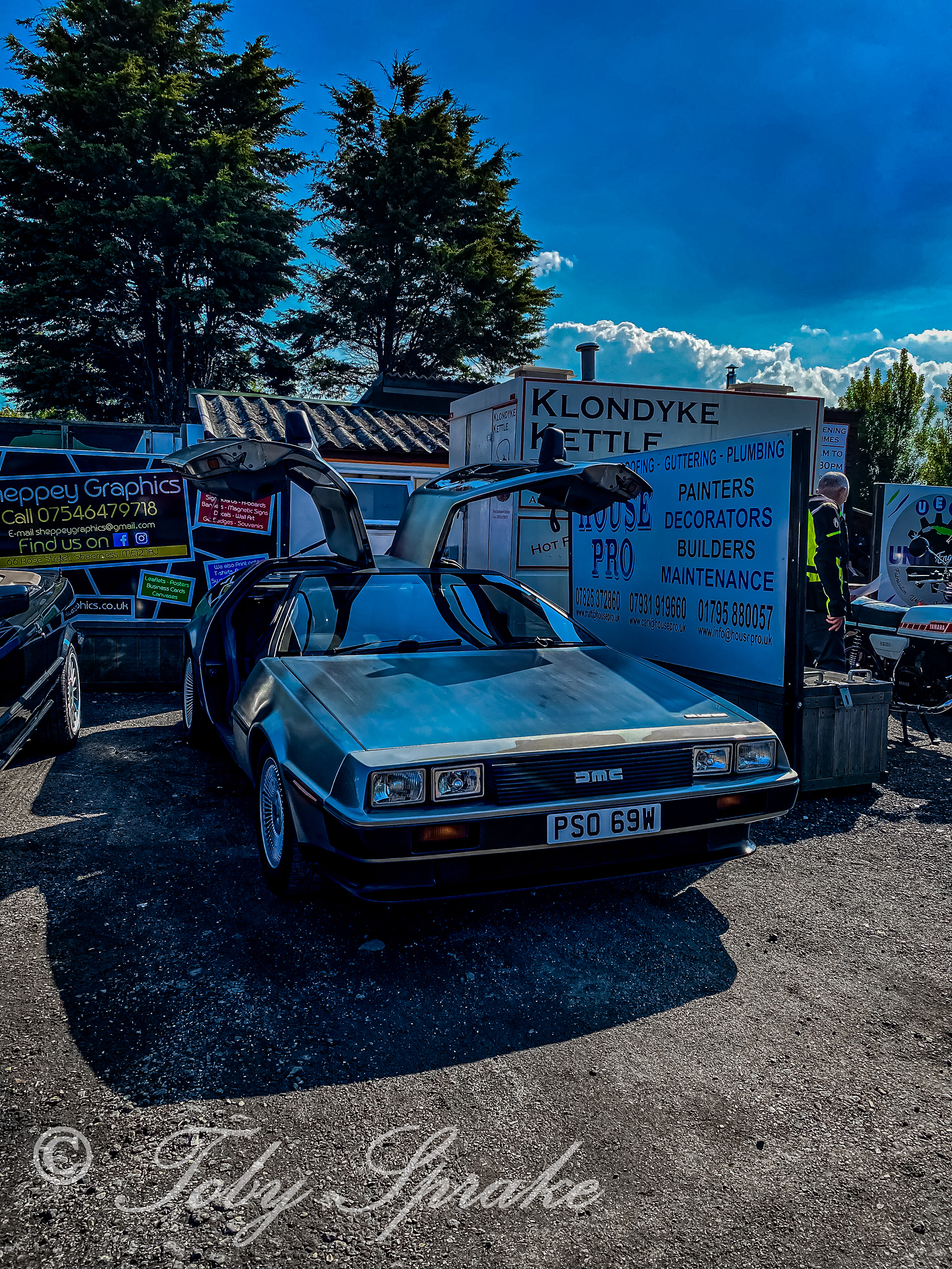 CAR - 76
