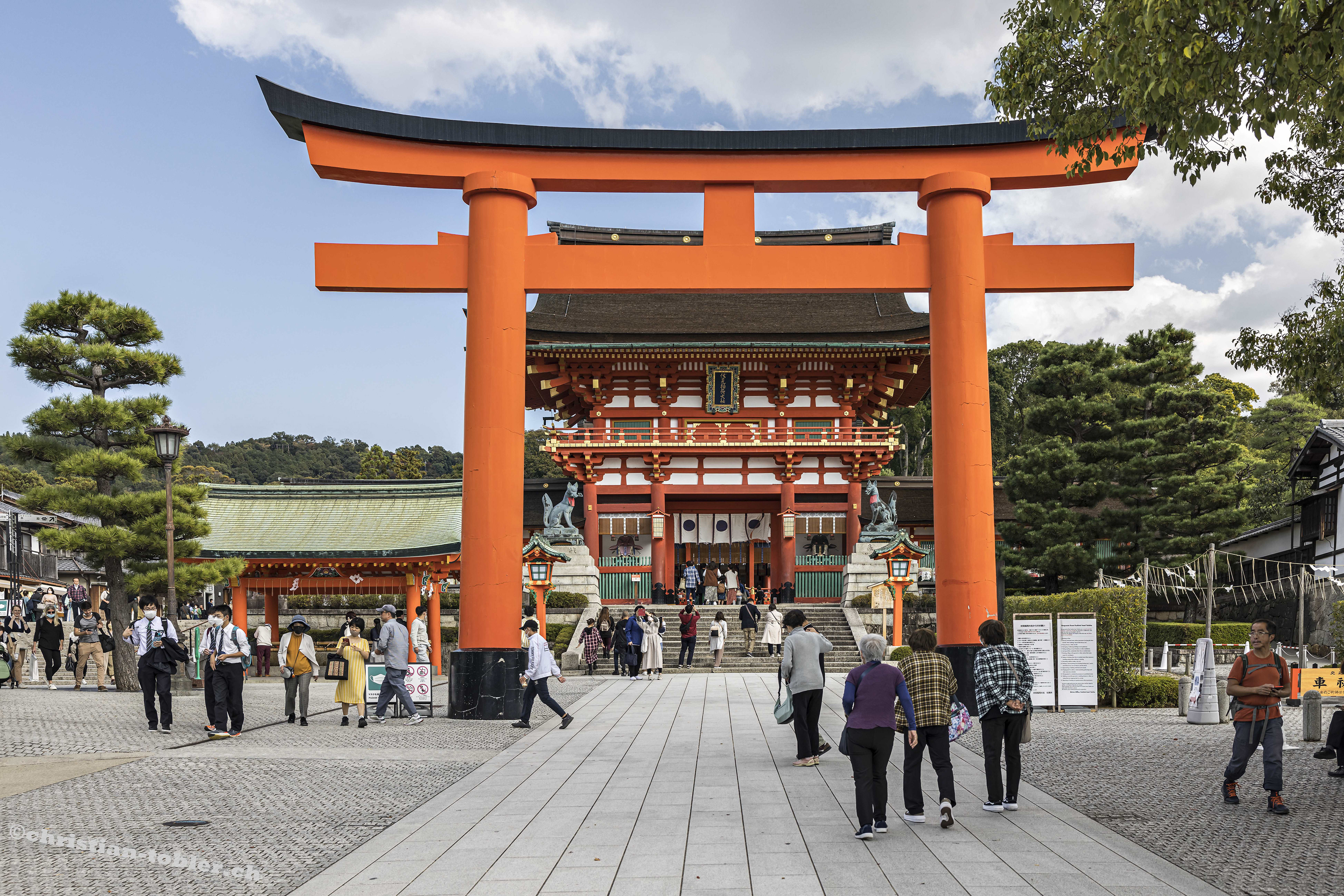 Fushimi-Inari Taisa