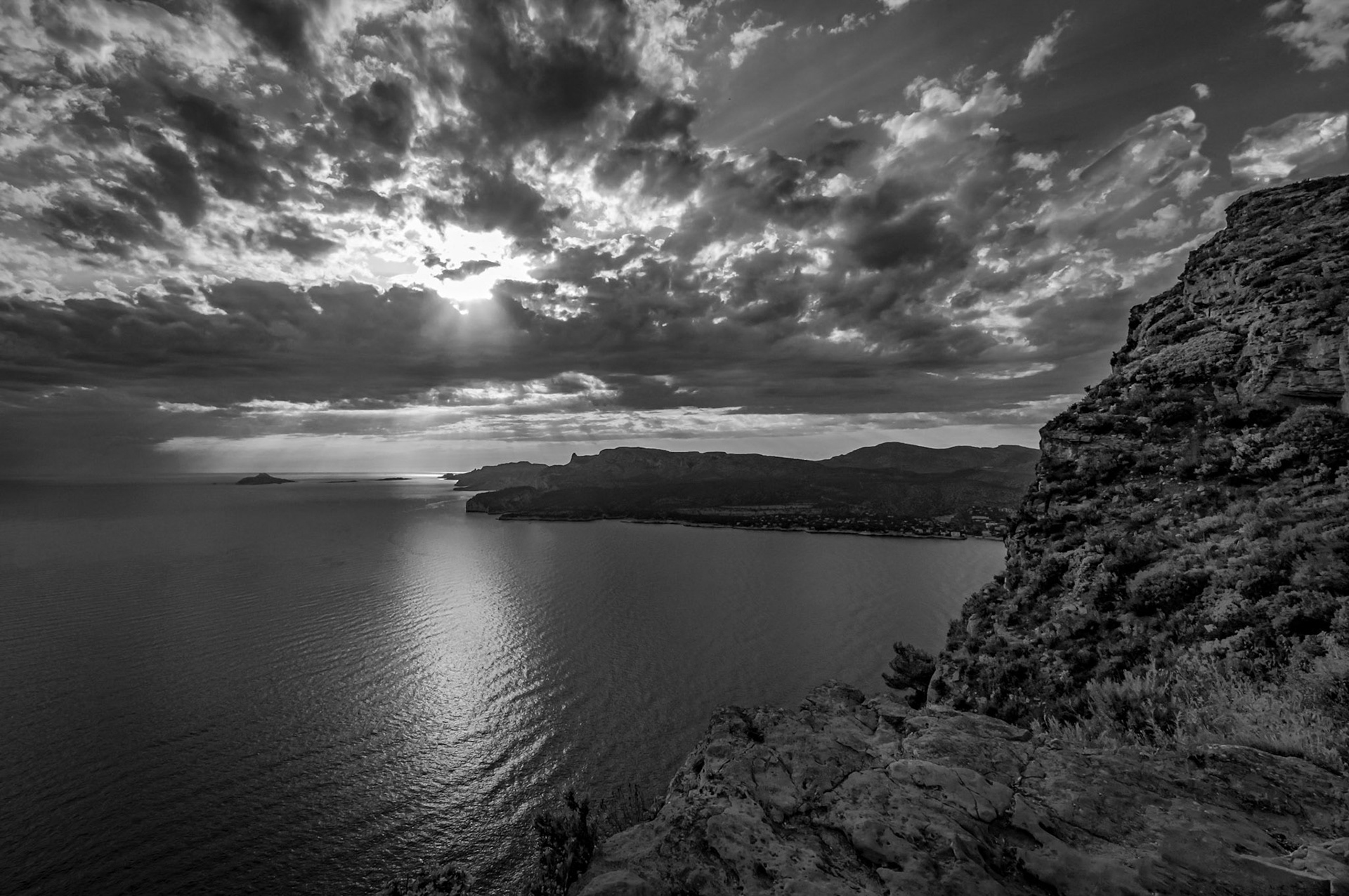 Sur les contreforts des calanques de Cassis