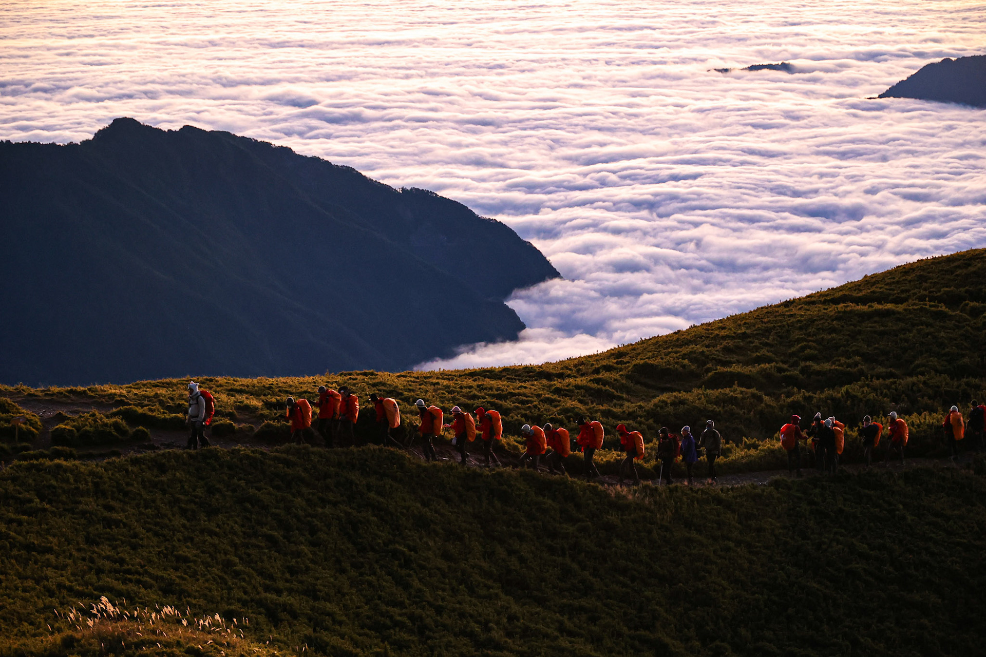 合歡北峰隨隊攝影 - 百岳紀實 - 浩宇傳媒 - 攝影師方一宇(黑貓)