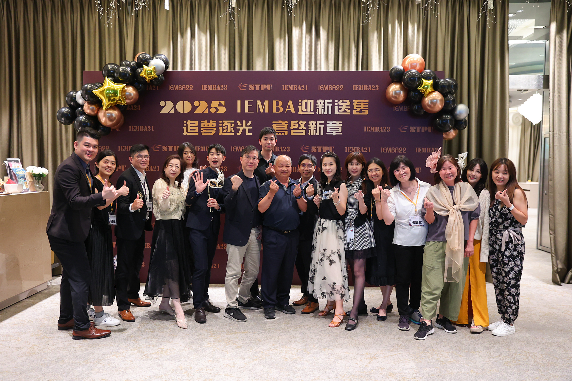 台北大學IEMBA - 活動紀錄 - 浩宇傳媒 - 攝影師方一宇(黑貓)