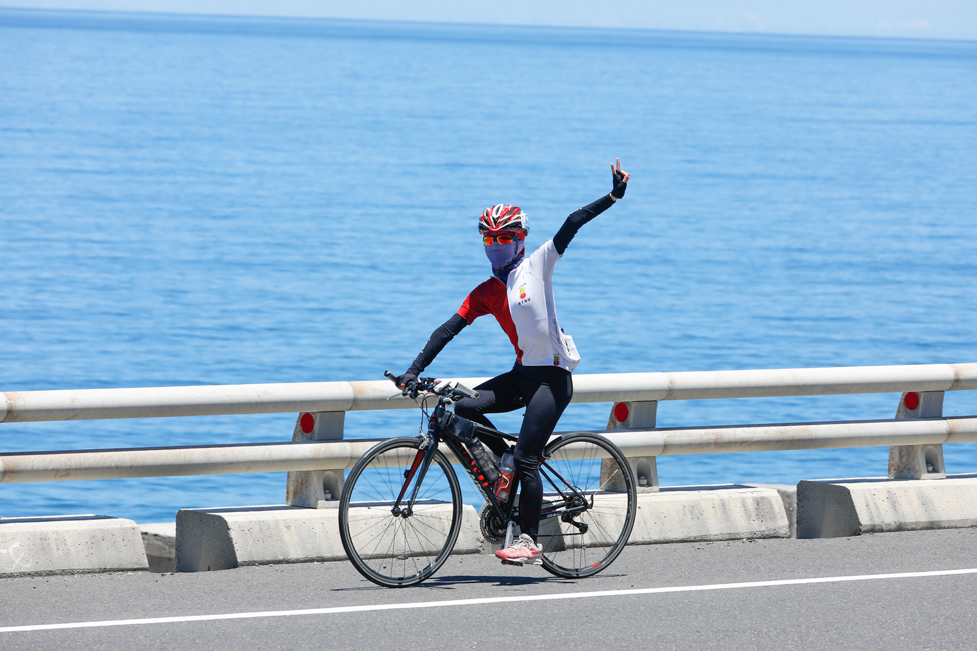 台師大創校百年單車環島 - 環島隨隊紀錄 - 浩宇傳媒 - 攝影師方一宇(黑貓)