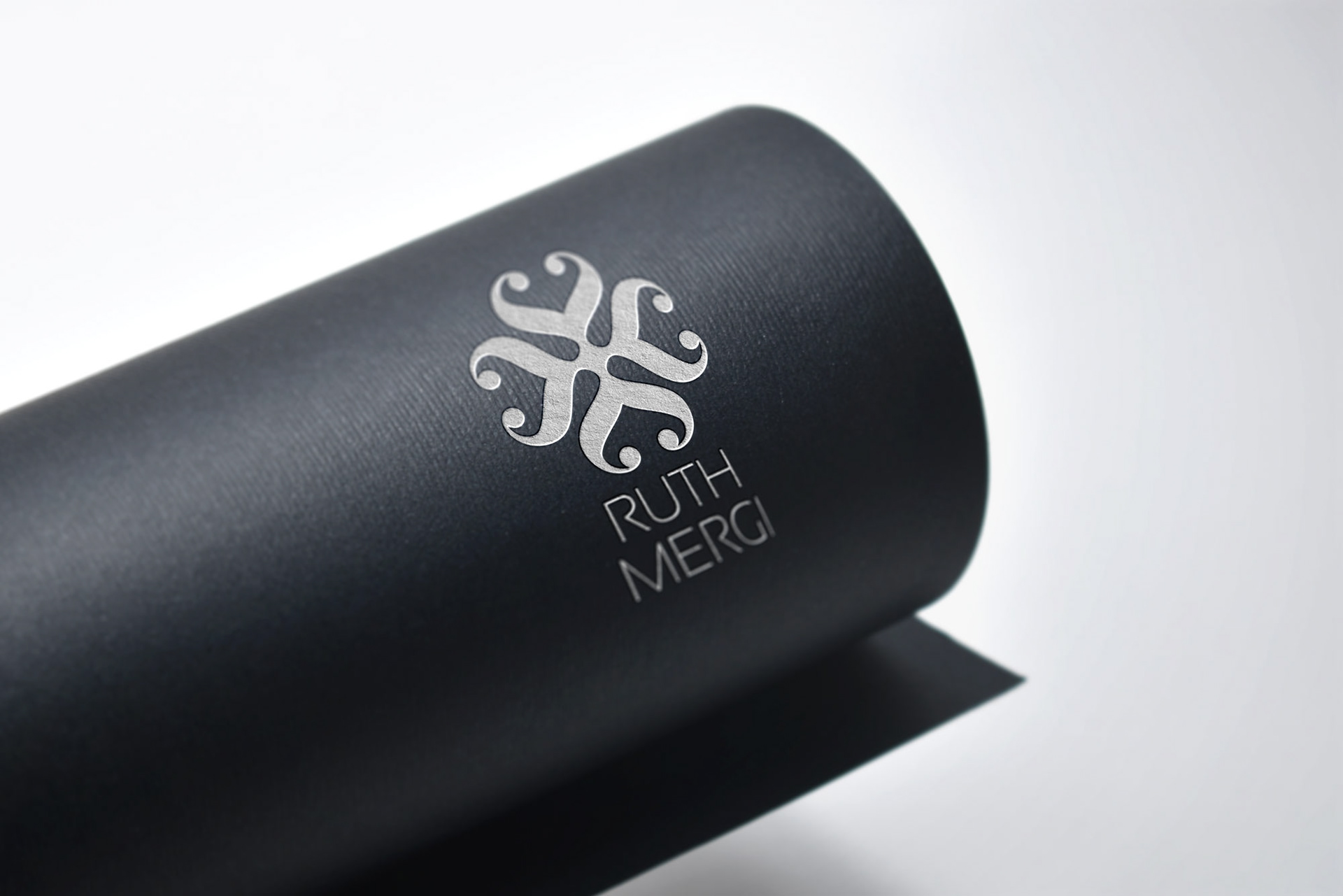 הטבעת לוגו על גליל