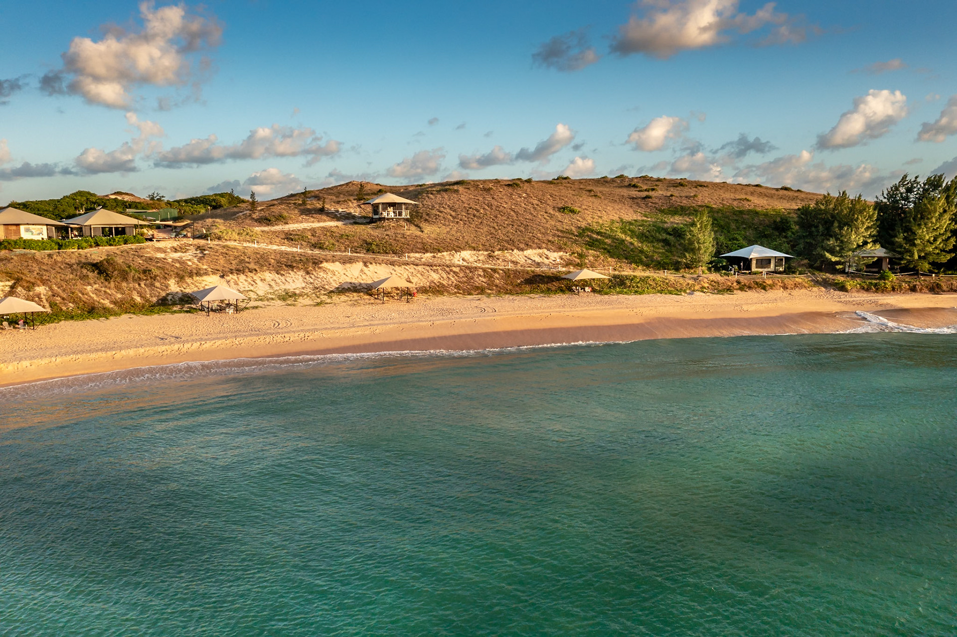 Banubanu Beach Retreat, Bremer Island, Northern Territory
