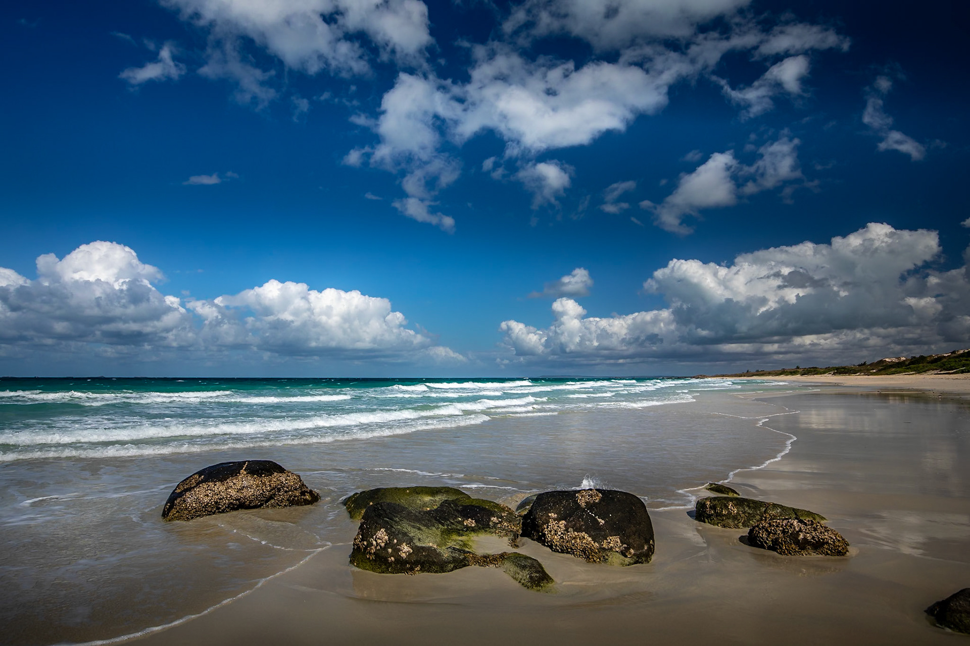 Banubanu Beach Retreat, Bremer Island, Northern Territory