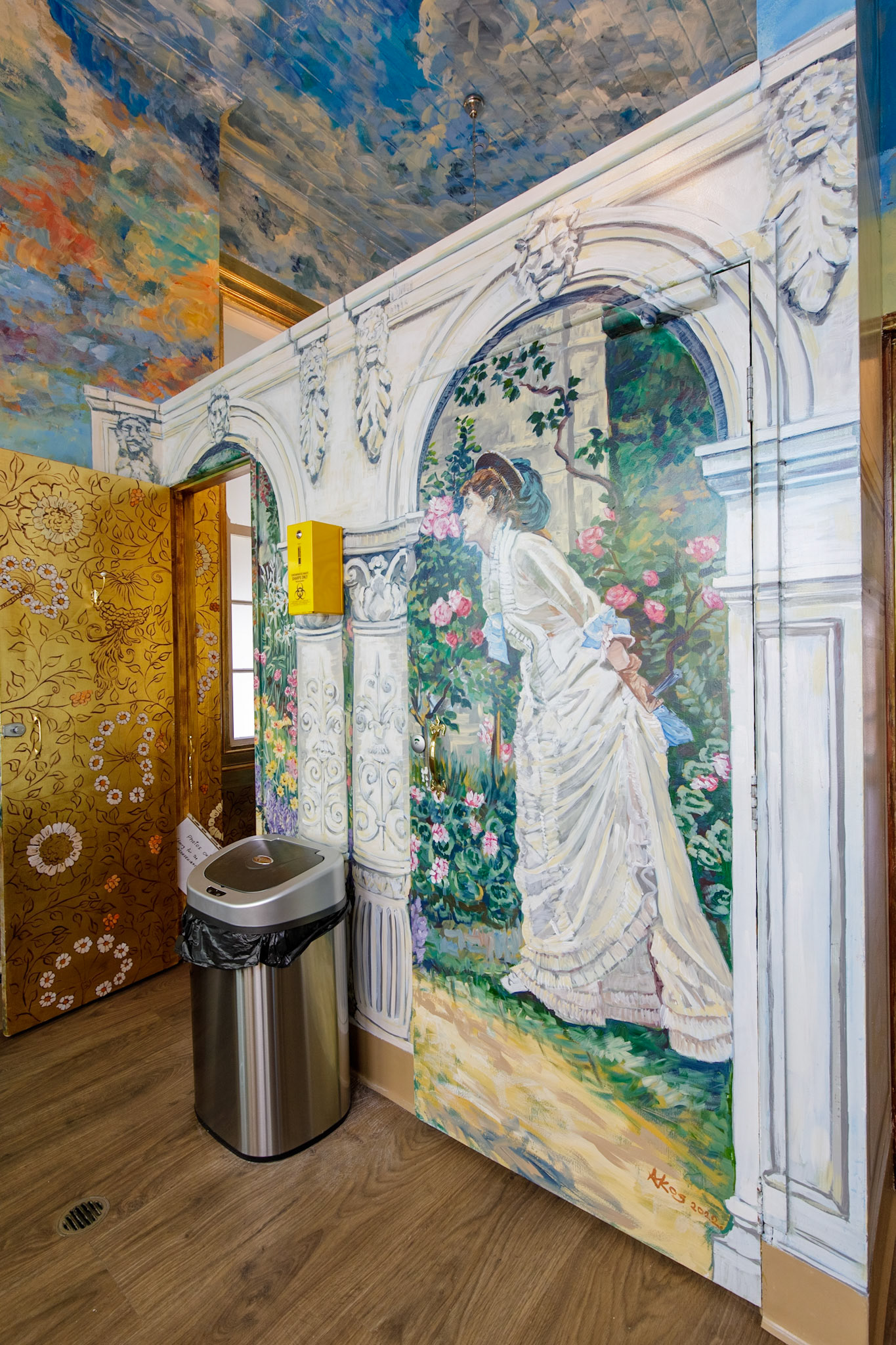 Maryborough public toilets Cistern Chapel by Fiona Harper www.fionaharper.com.au