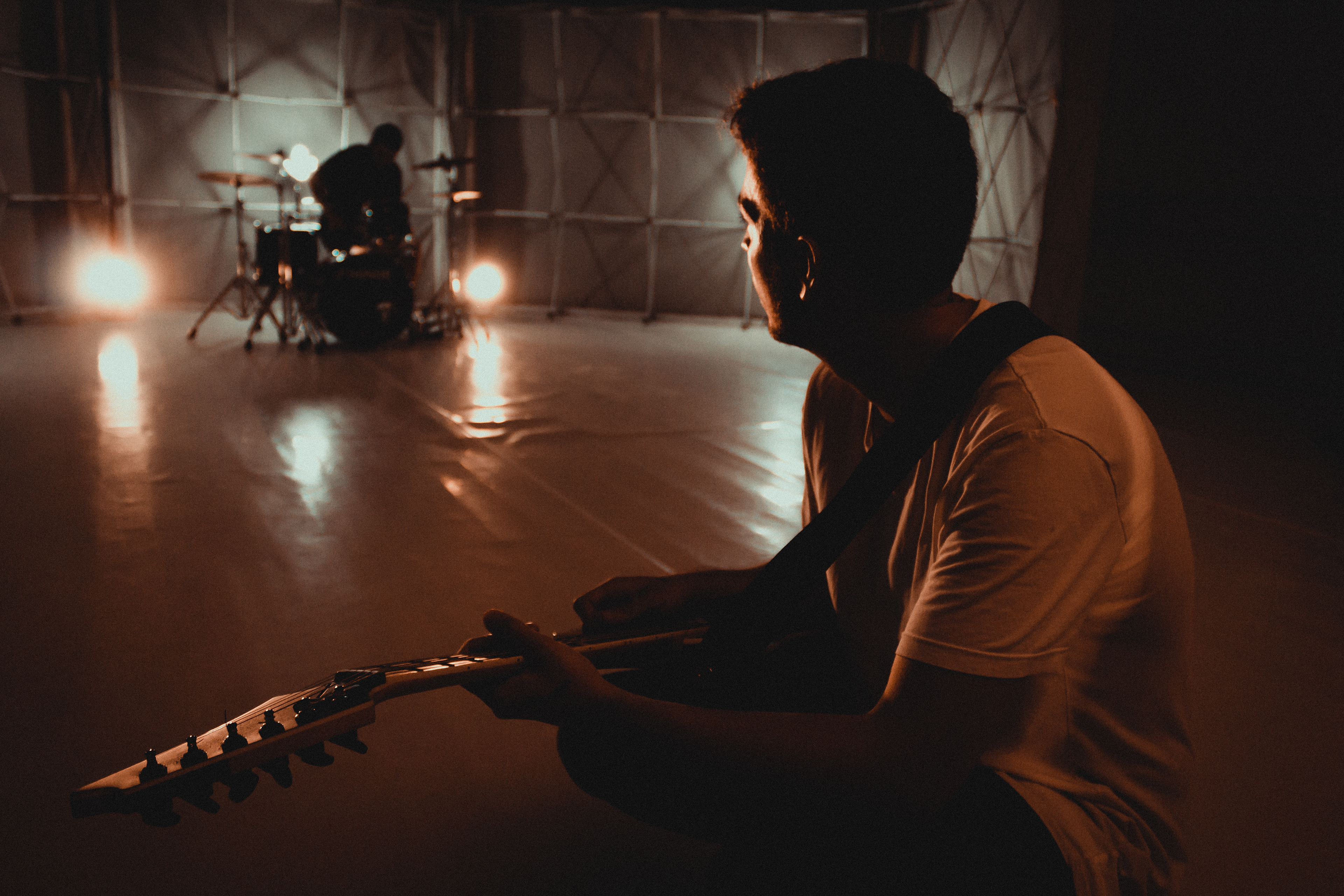 FAR FROM ONIRIA "LOST IN THE FIRE" BTS