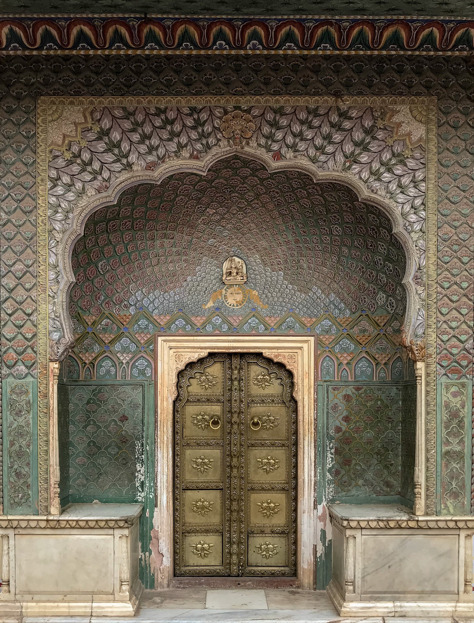 Pretty Gates : The Rose Gate, City Palace.