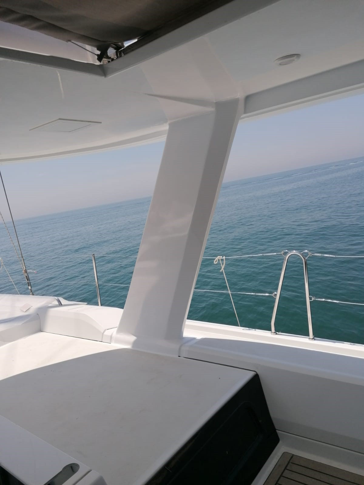 OCEANIS 51 with Manuel Tent