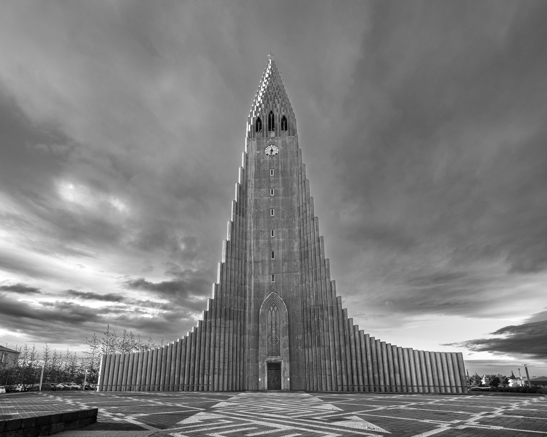 Hallgrimskirkja in Storm