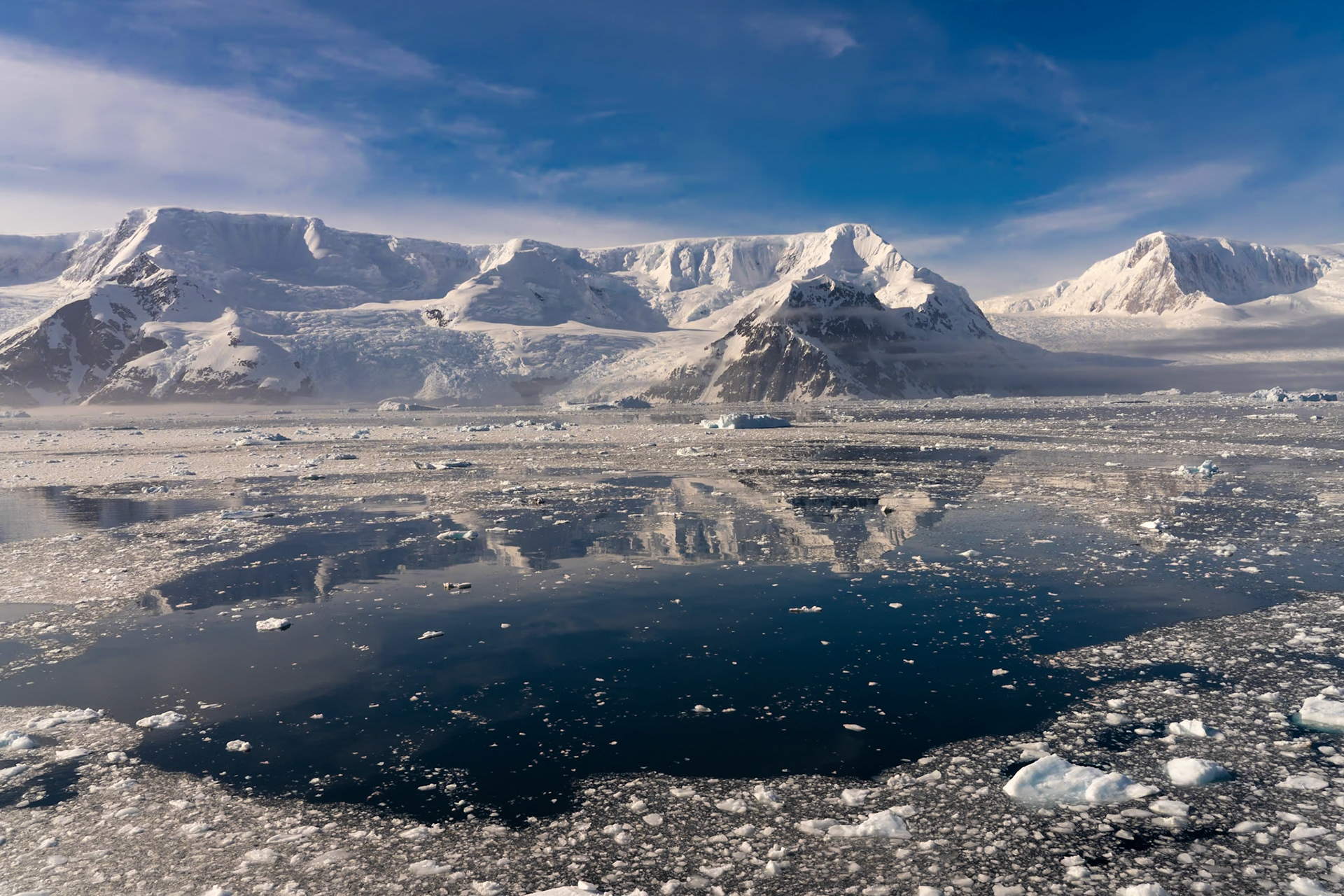 Neko Harbor Mountains