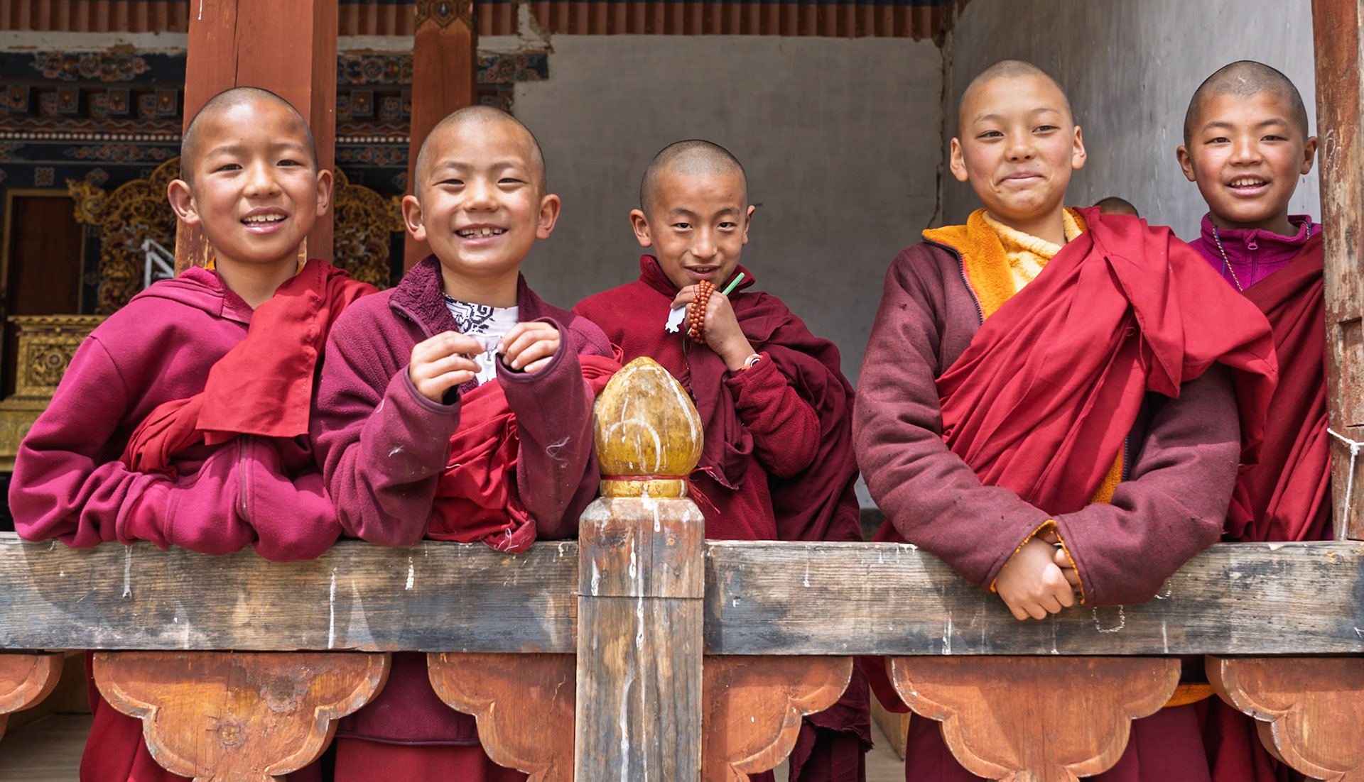 Schoolchildren at Gangtey Monastery