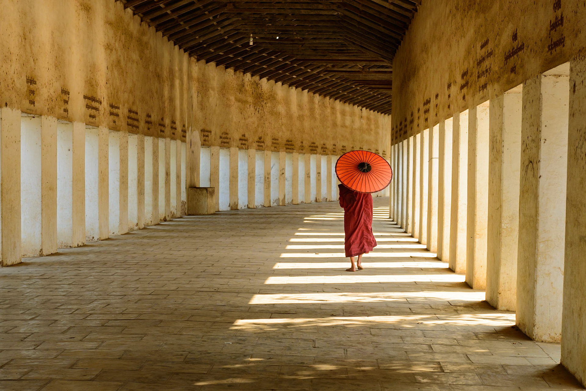 Corridor of Light