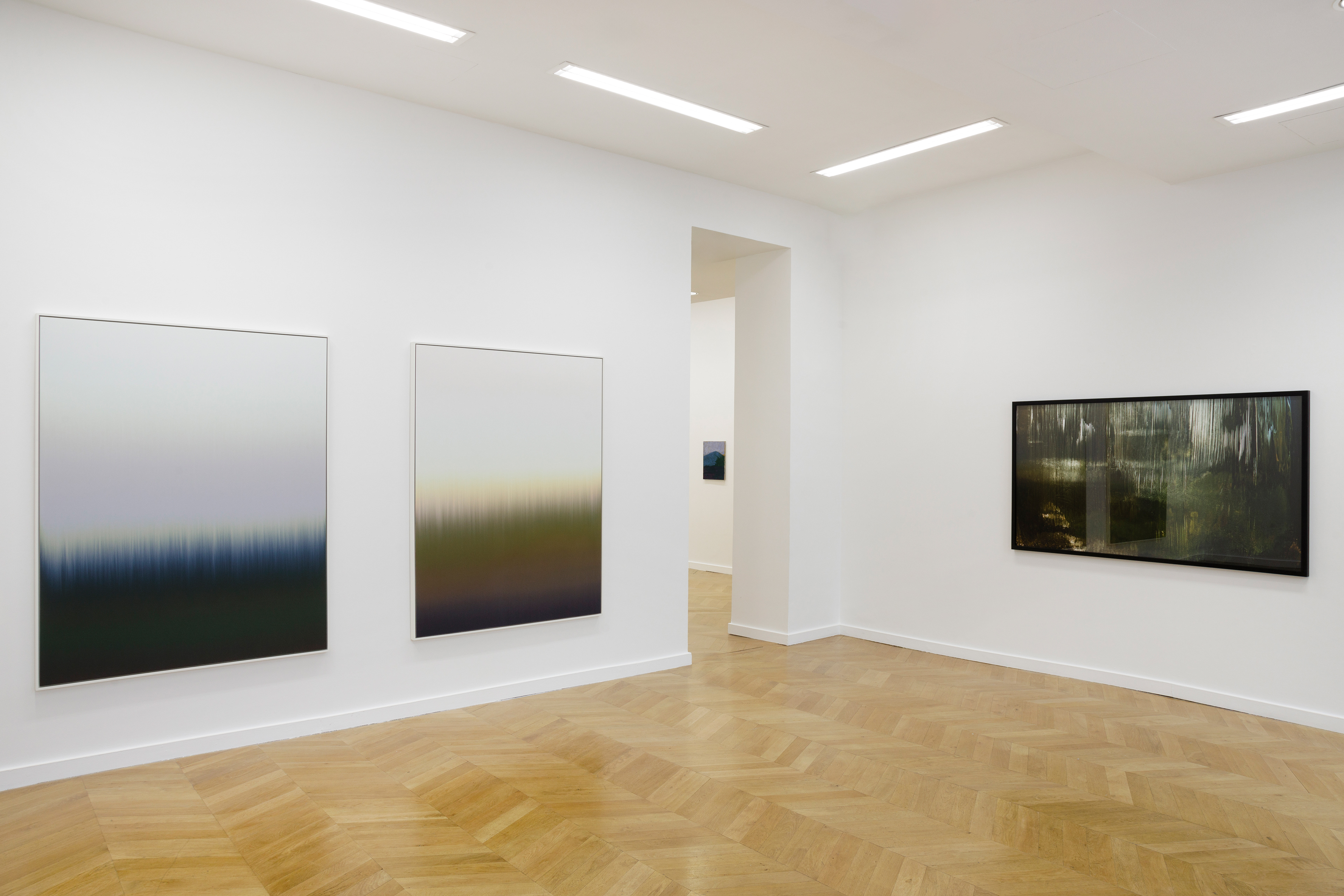 De gauche à droite : Claire Chesnier, Christine Safa, Tania Mouraud - Collection FRAC Auvergne