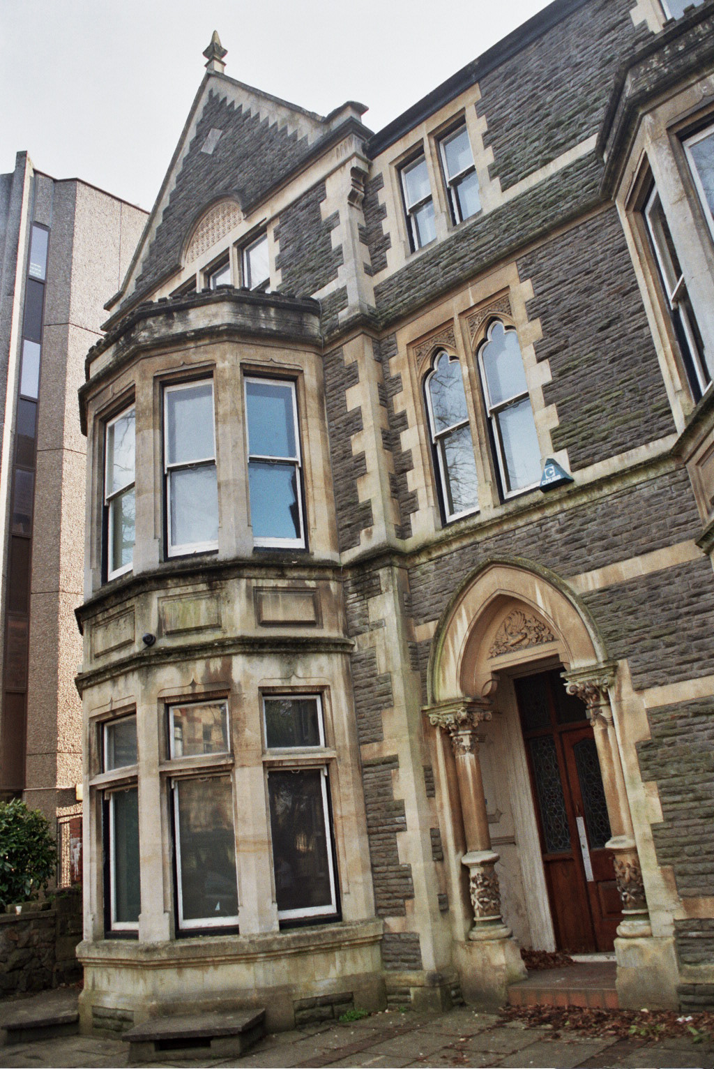 37a Cathedral Road