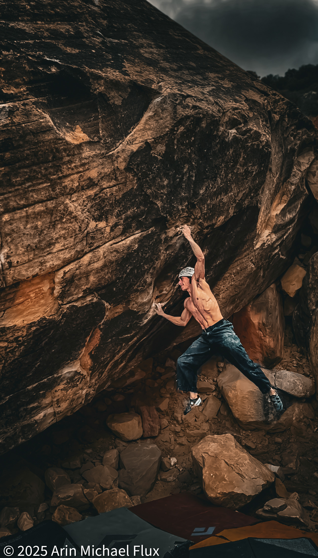 Zach Galla sending "Shaolin" V17