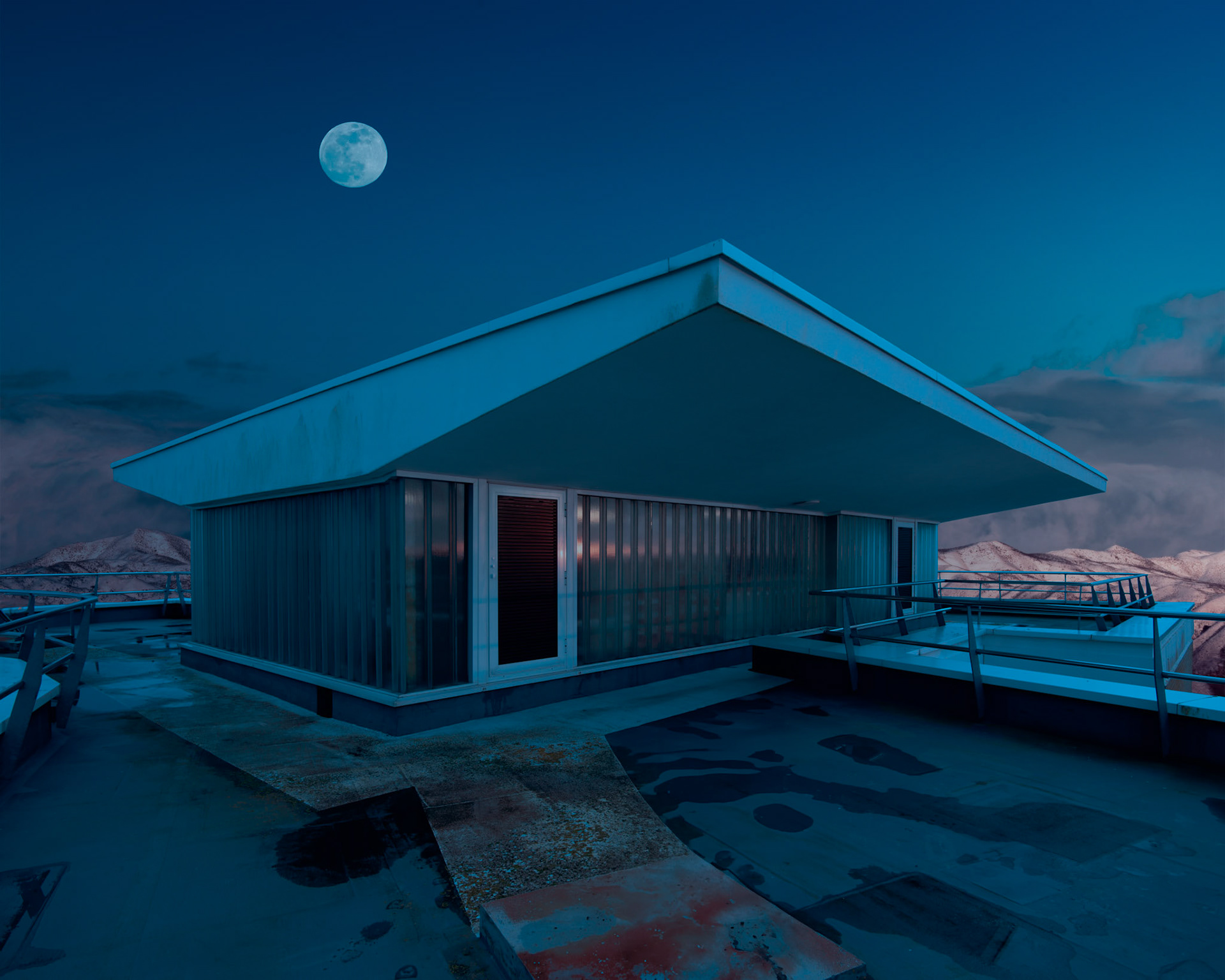 Guardian of the wandering tower