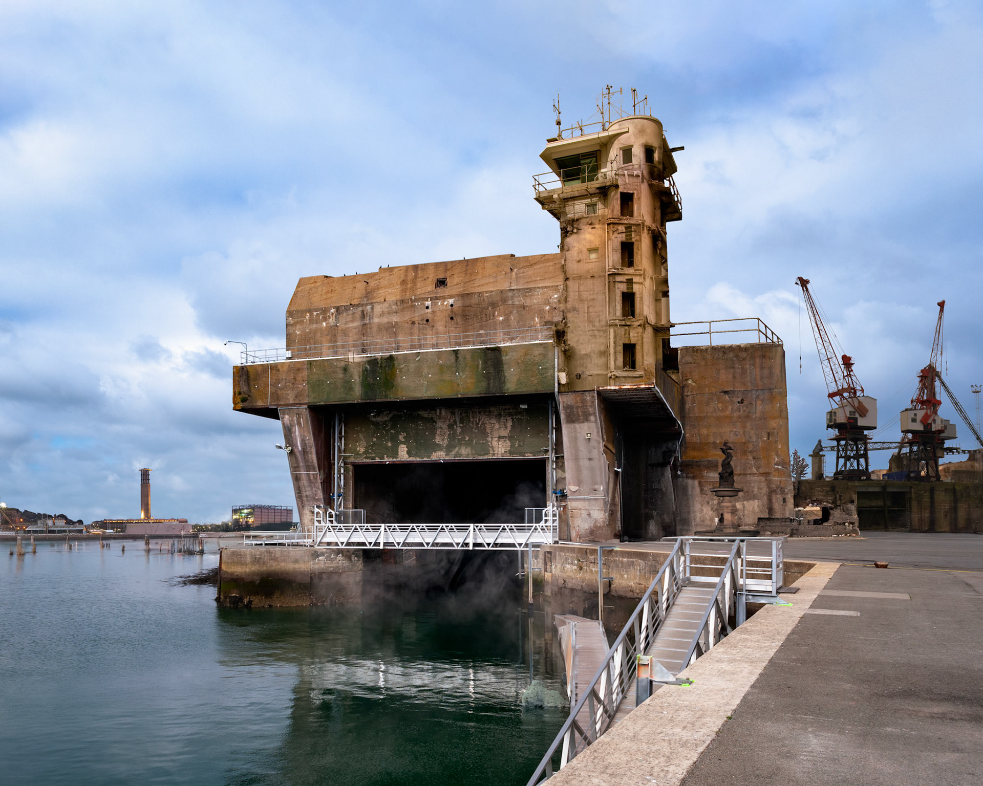 Journey by submarine