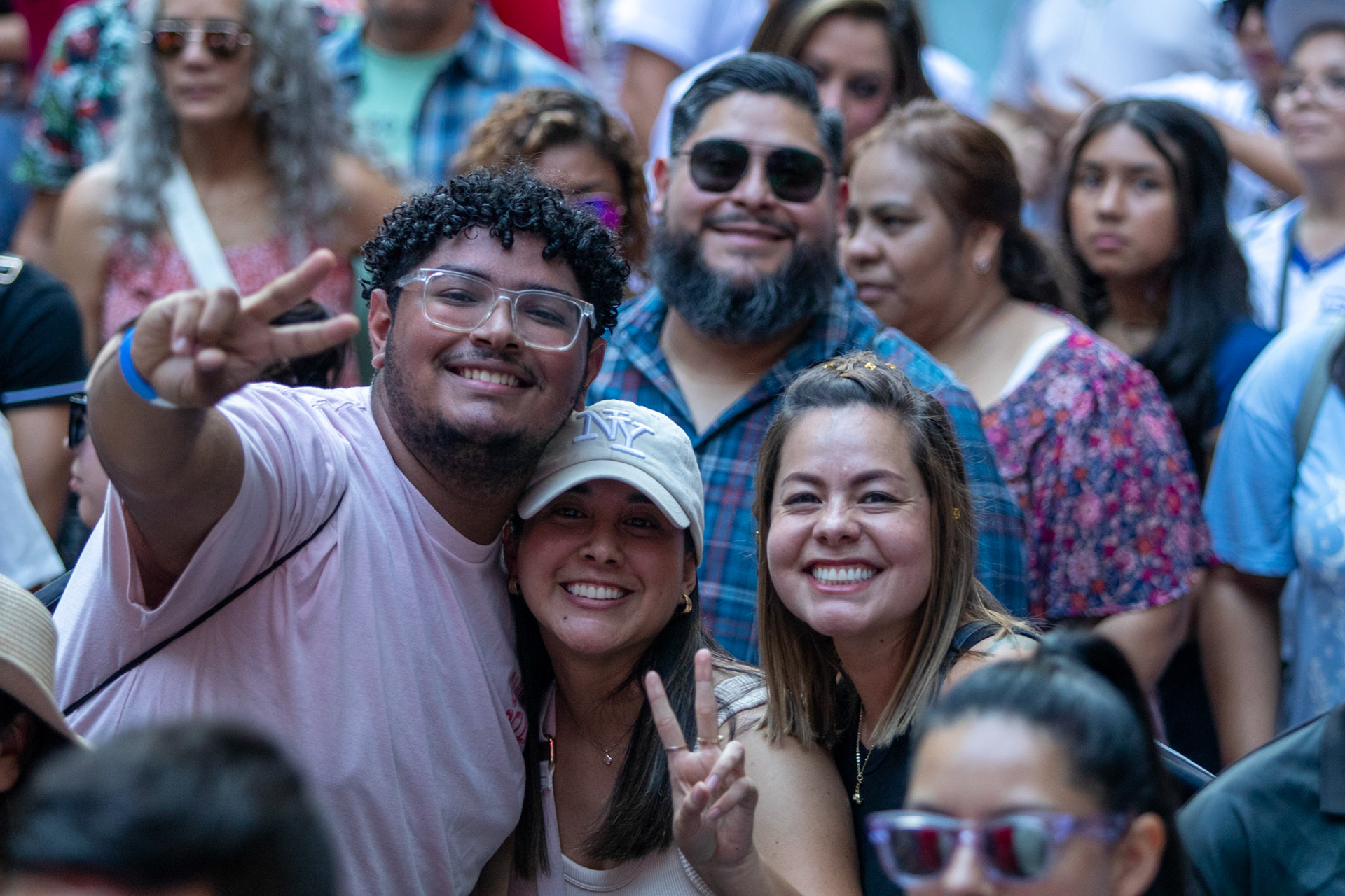Festival HOLA