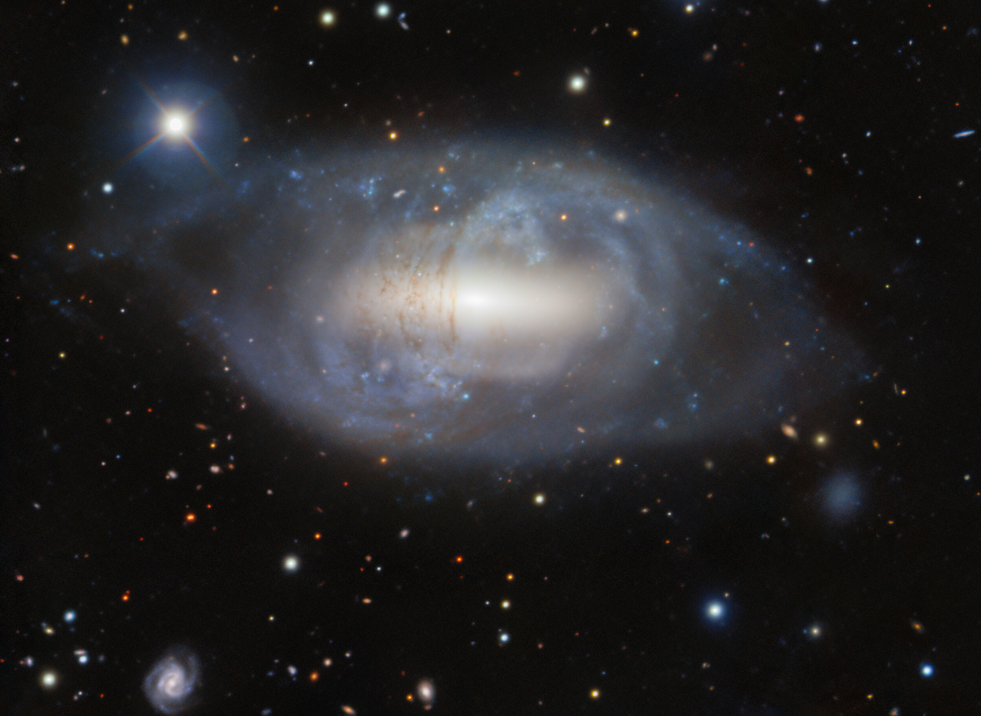NGC 2685: A Helix in the Sky - Credit: International Gemini Observatory/NOIRLab/NSF/AURA/L. Bassino Image processing: J. Miller (Gemini Observatory/NSF NOIRLab), M. Rodriguez (Gemini Observatory/NSF NOIRLab), & M. Zamani (NSF NOIRLab)