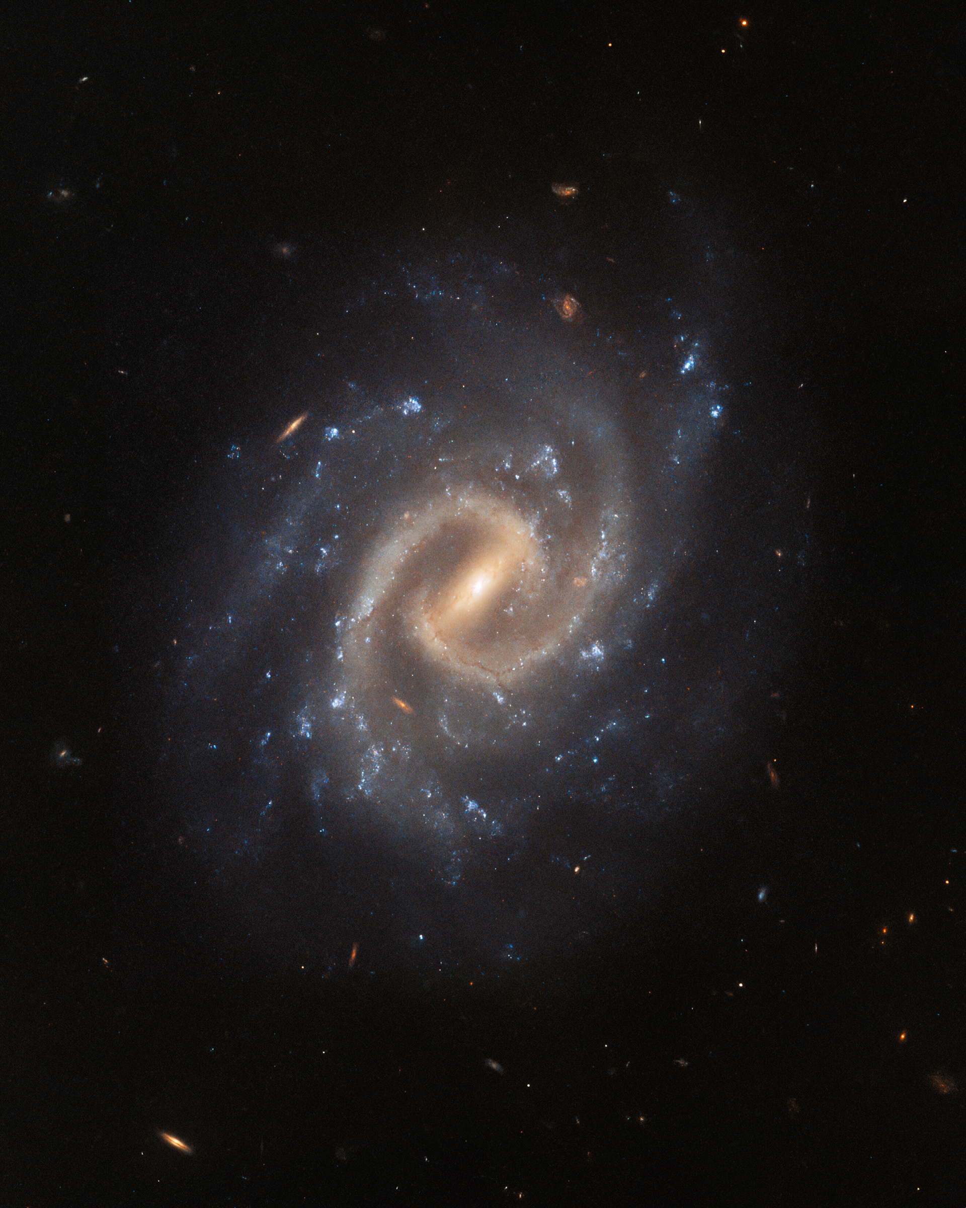 Galactic island of tranquillity - Credit: ESA/Hubble & NASA, A. Filippenko, J. Lyman