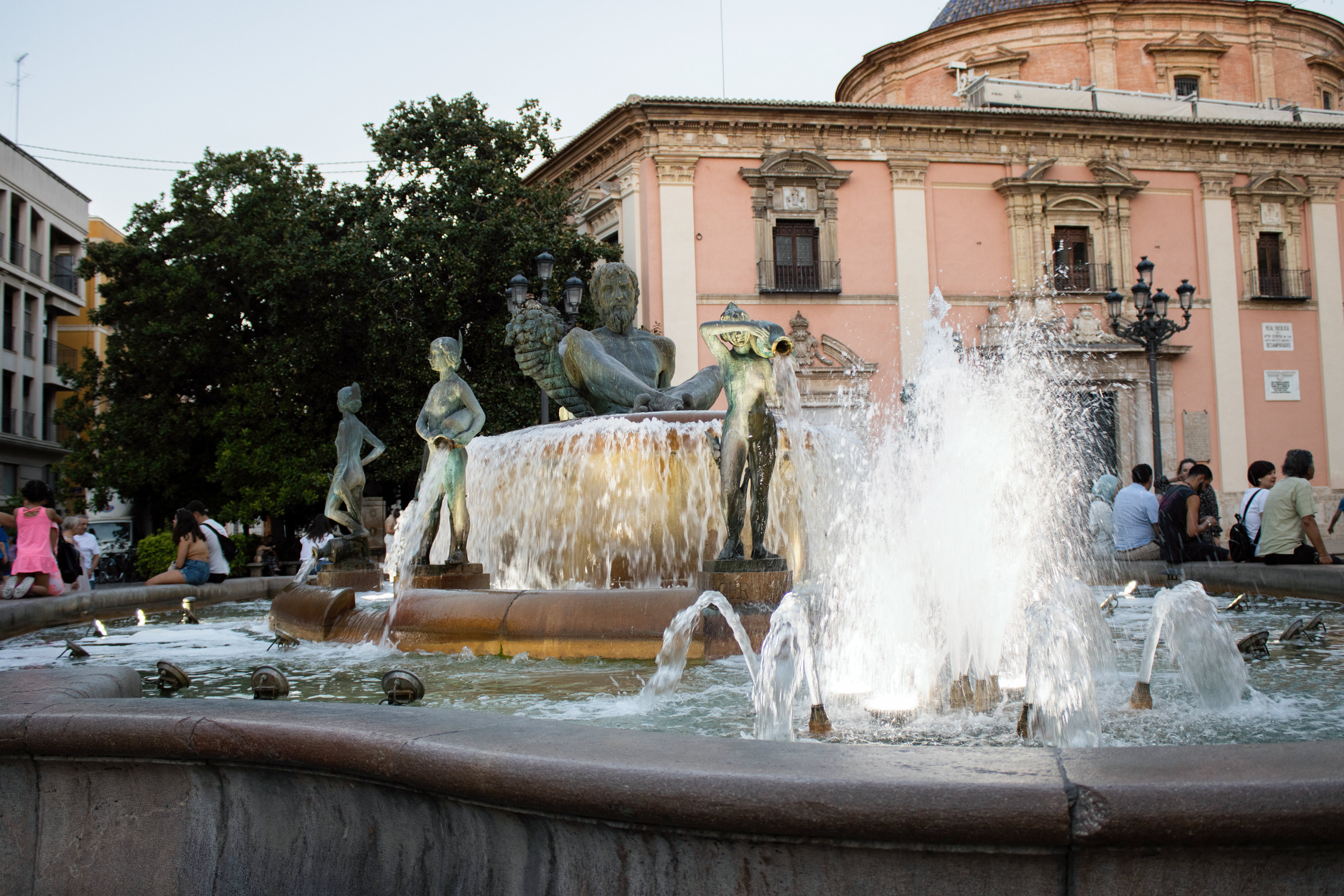 Fuente Plaza de la Virgen